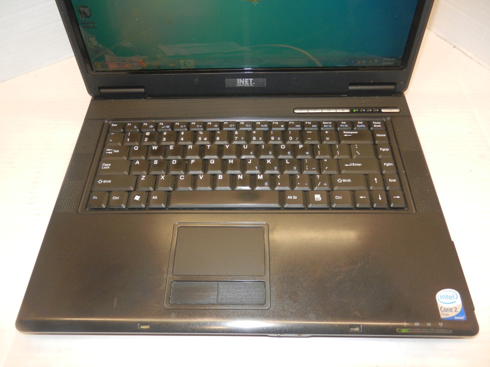 ASUS Z96F 15.4″ CORE 2 DUO T7200@2.0 4GB RAM 250GB HDD WINDOWS 7