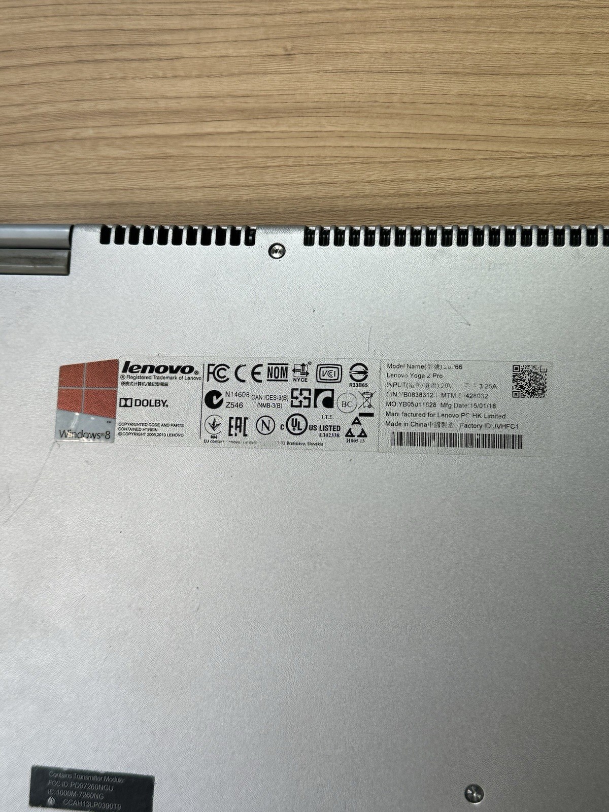 Lenovo Yoga 2 Pro i7-4510u 2GHz, 8GB RAM, 256GB mSATA SSD(for Parts Or Repair)
