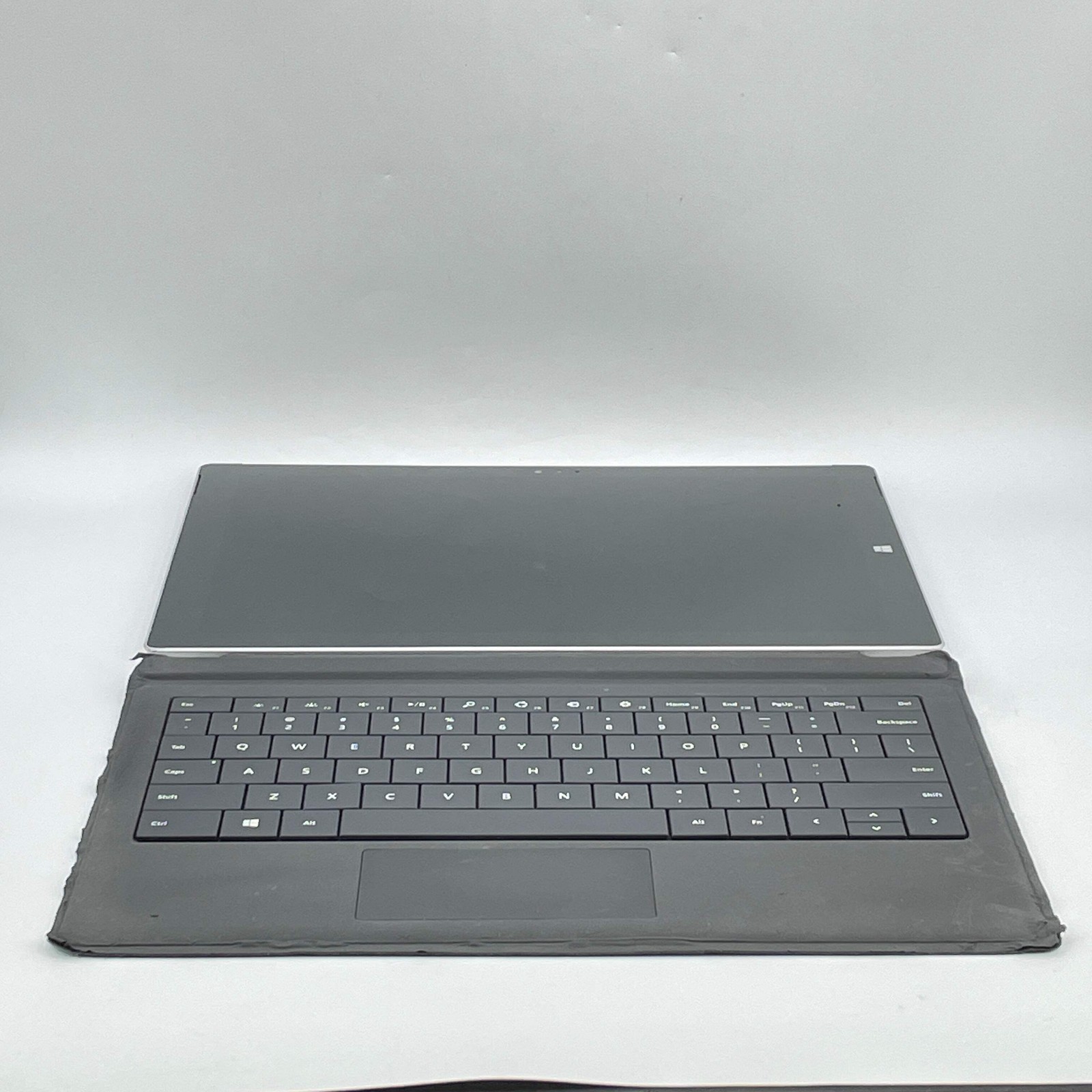 Broken Microsoft Surface Pro 3 1631 12″ i7-4650U 2.3GHz 8GB RAM 512GB SSD Read