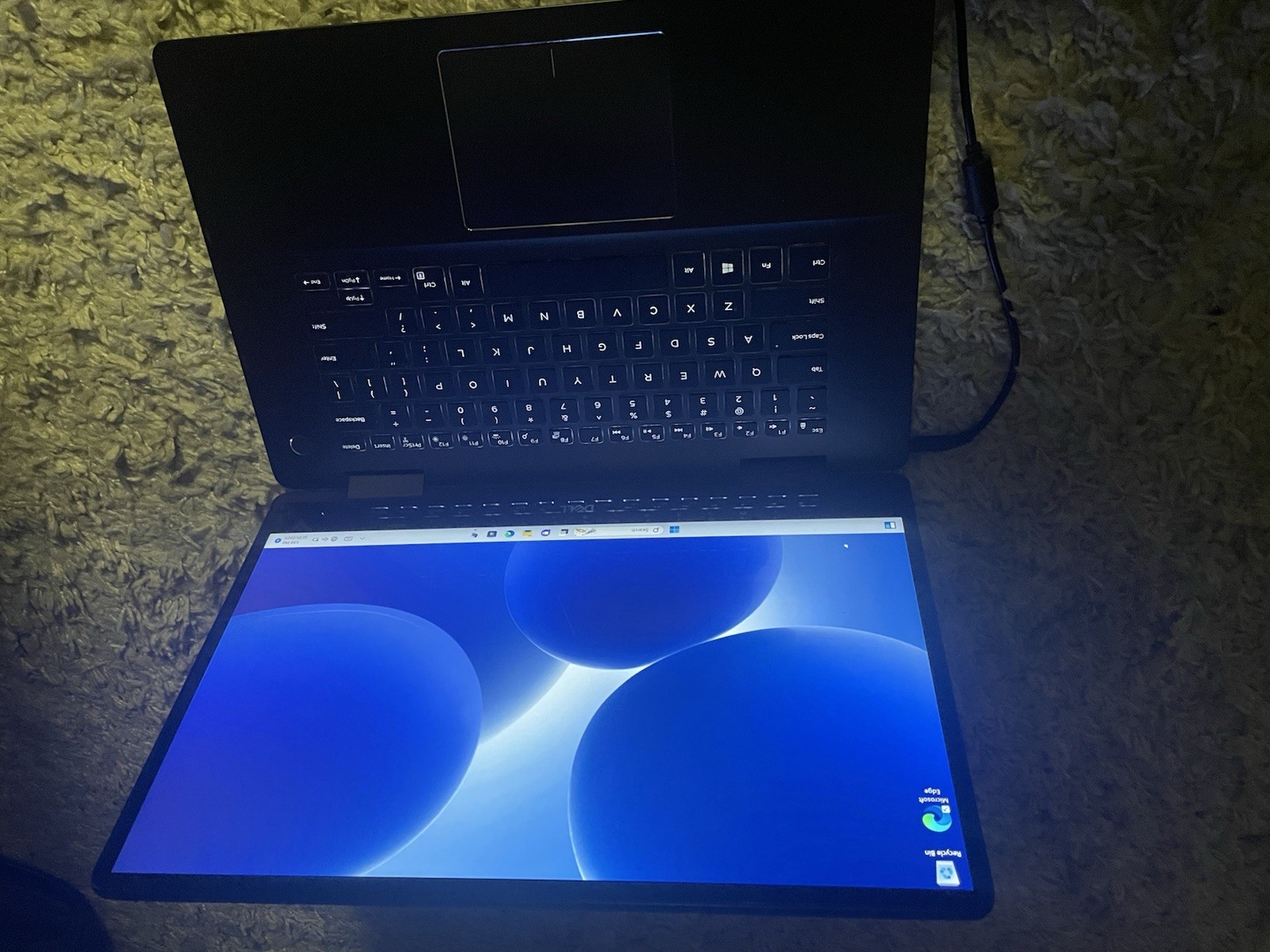 Dell Inspiron 7586 gaming laptop. Touchscreen 16GB RAM/512GB NVMe. NVIDIA MX150