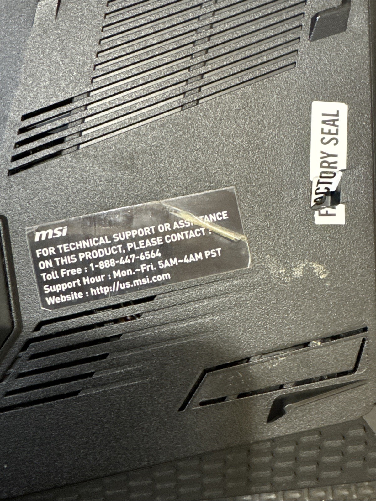 MSI GE63 RAIDER RGB 8RE GAMING LAPTOP INTEL I7 8th Gen NVIDIA GTX