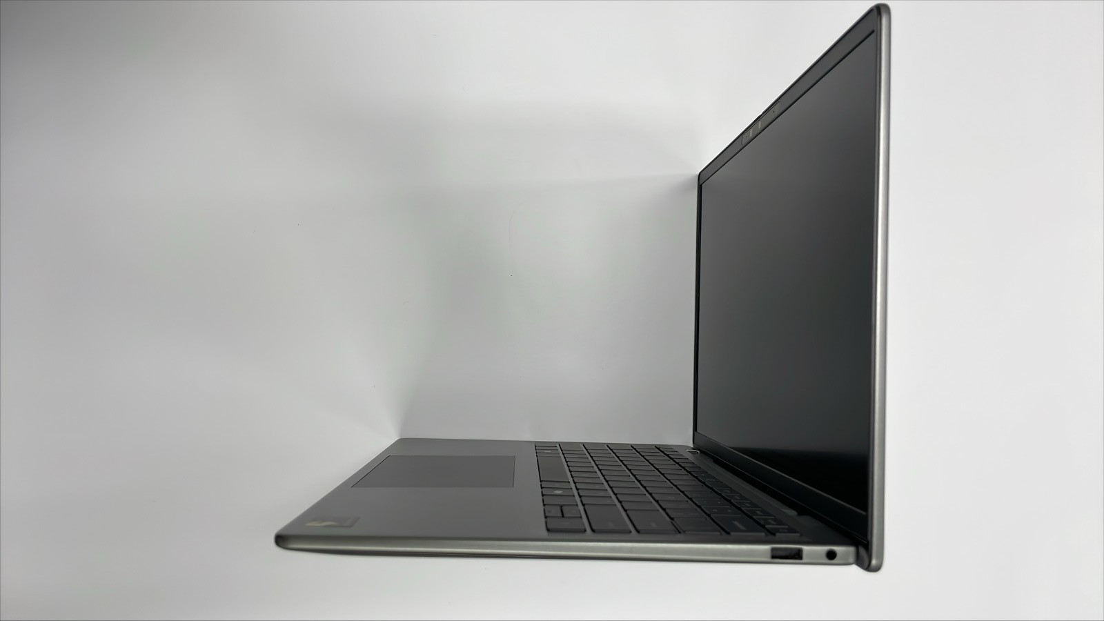 Dell 7455 CO-Pilot+ 14″ Snapdragon Elite 12 Core 32GB 1TB Qualcomm Adreno No OS