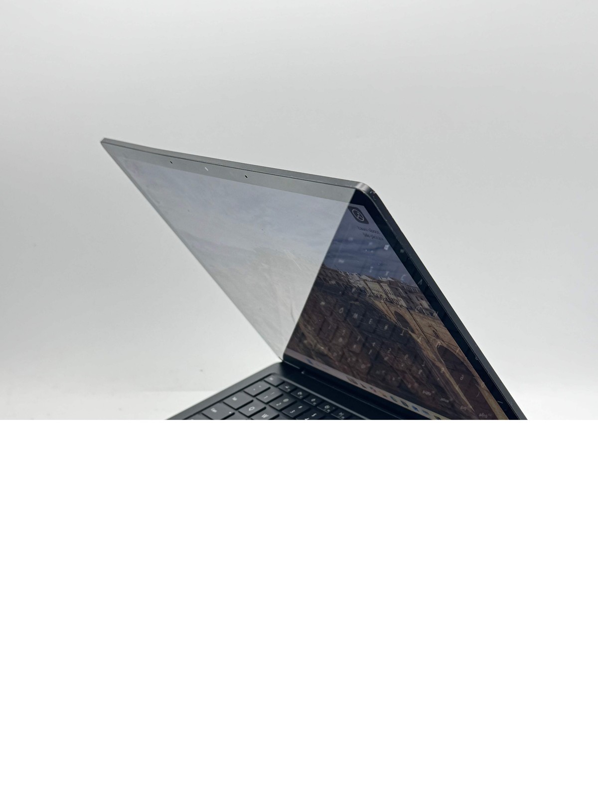 Microsoft Surface Laptop 4 1951 13.5″ i5-1145G7 8GB 512GB Cracked Screen For Par