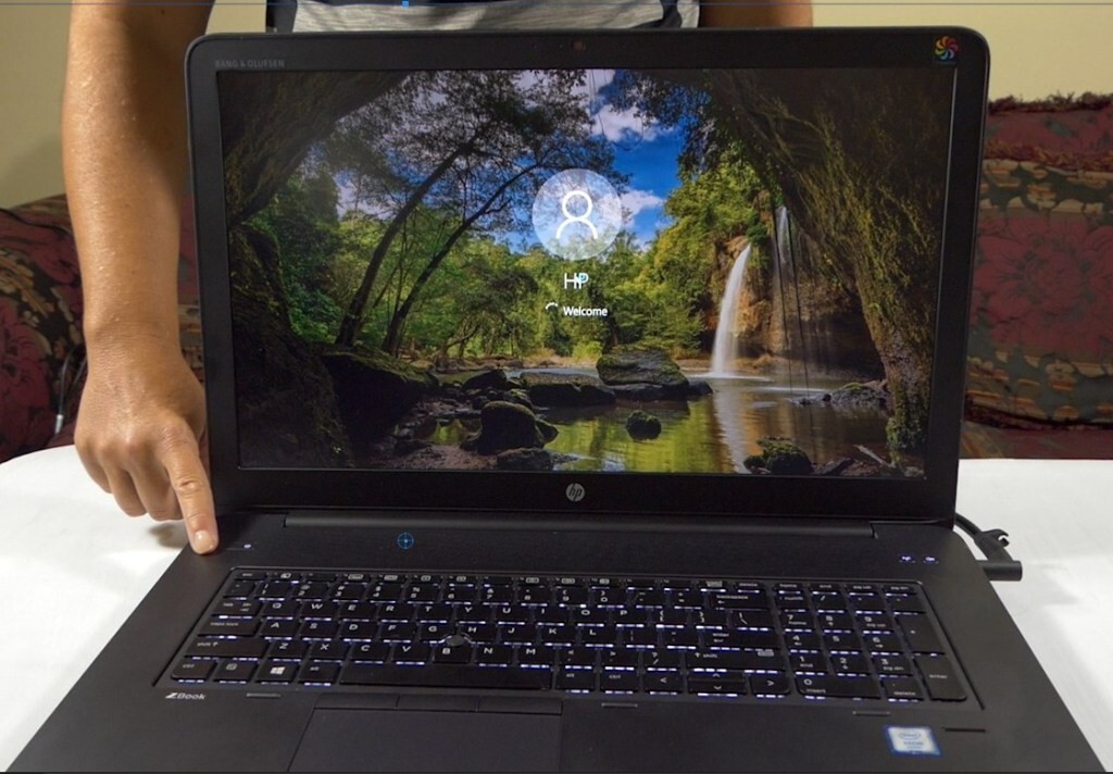 HP ZBook 17 G3 DREAMCOLOR Xeon-Quad 6TB (NVMe + SSD) 64GB 17.3″ 4K M5000M 8GB