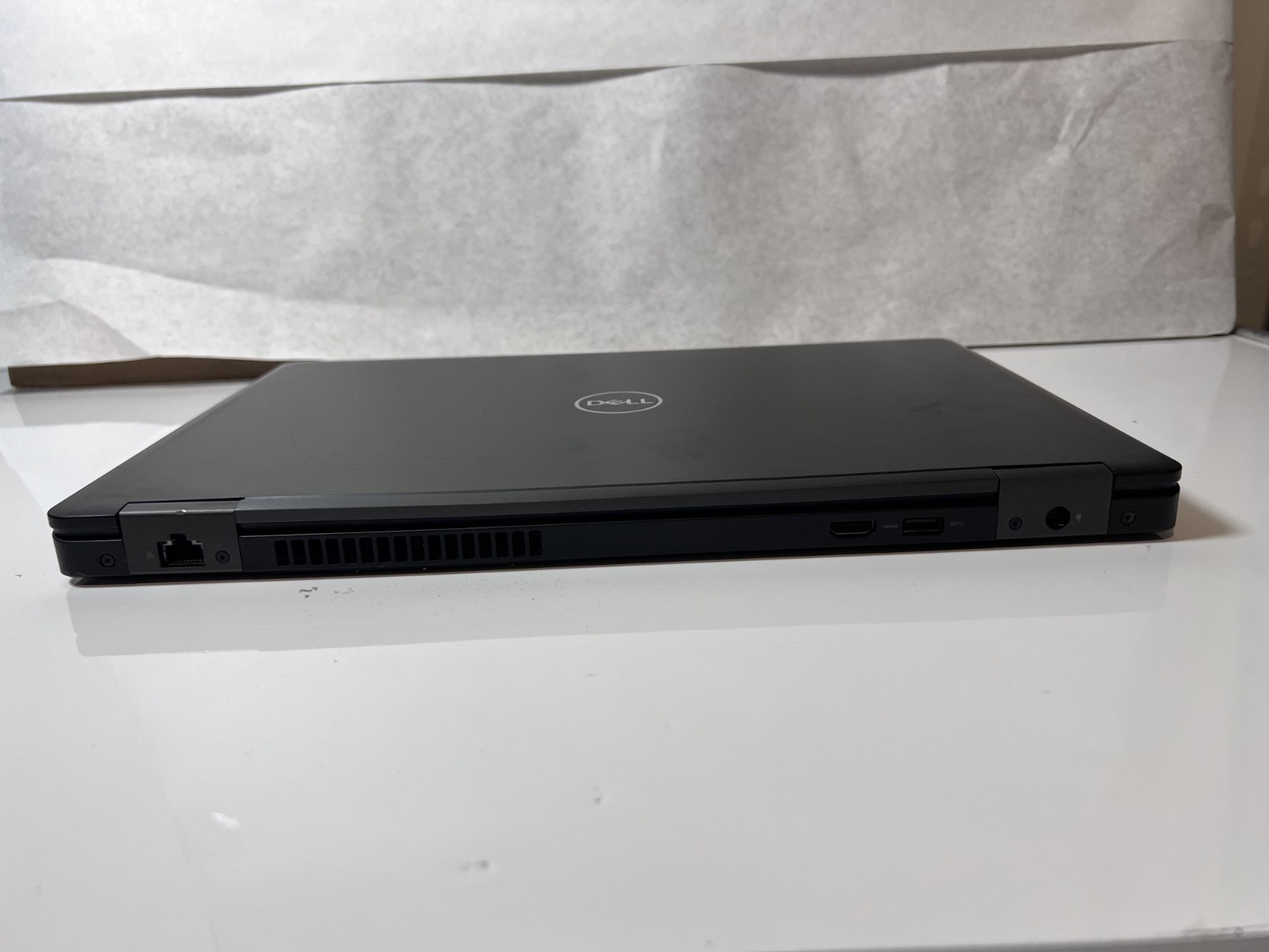 Dell Latitude 5591 Core i7-8850H 2.60GHz NO RAM NO SSD AS-IS Laptop