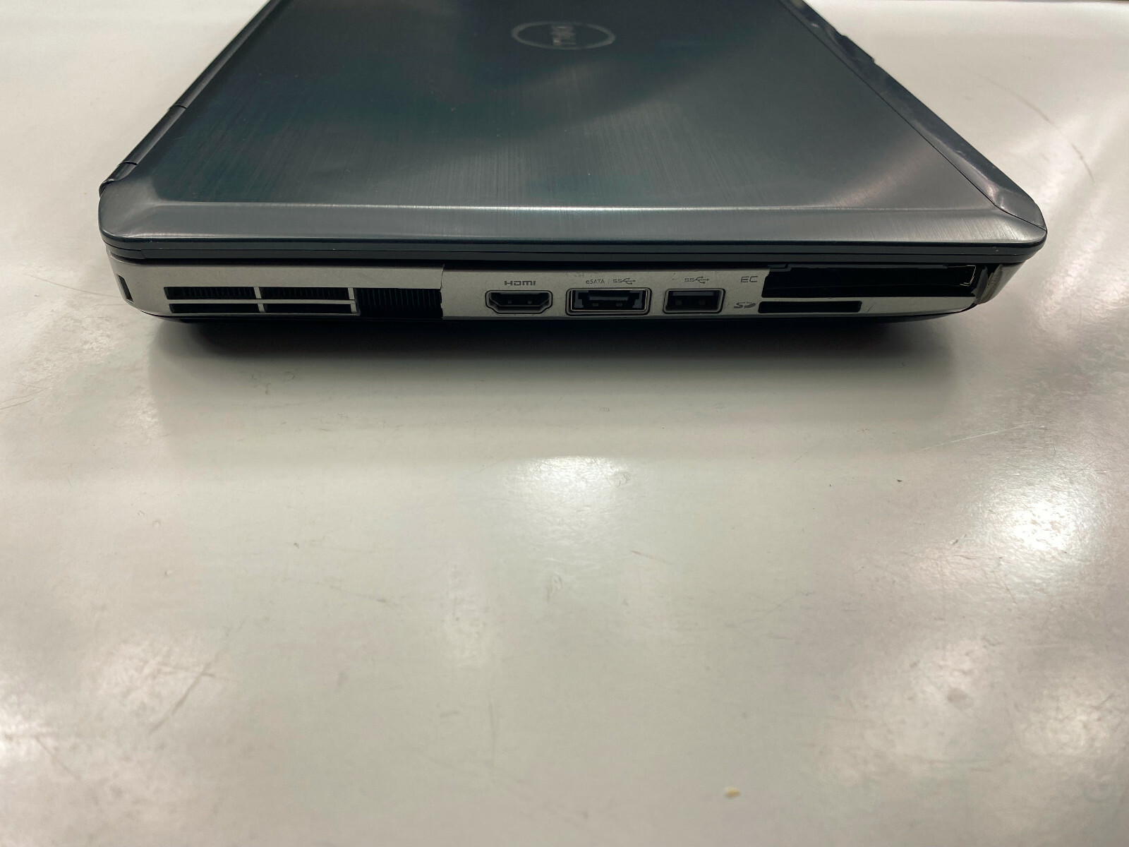 Dell Latitude E5430 14″ Intel i5-3210M 2.5GHz 4GB RAM 320GB HDD Win 10 AP07-03B