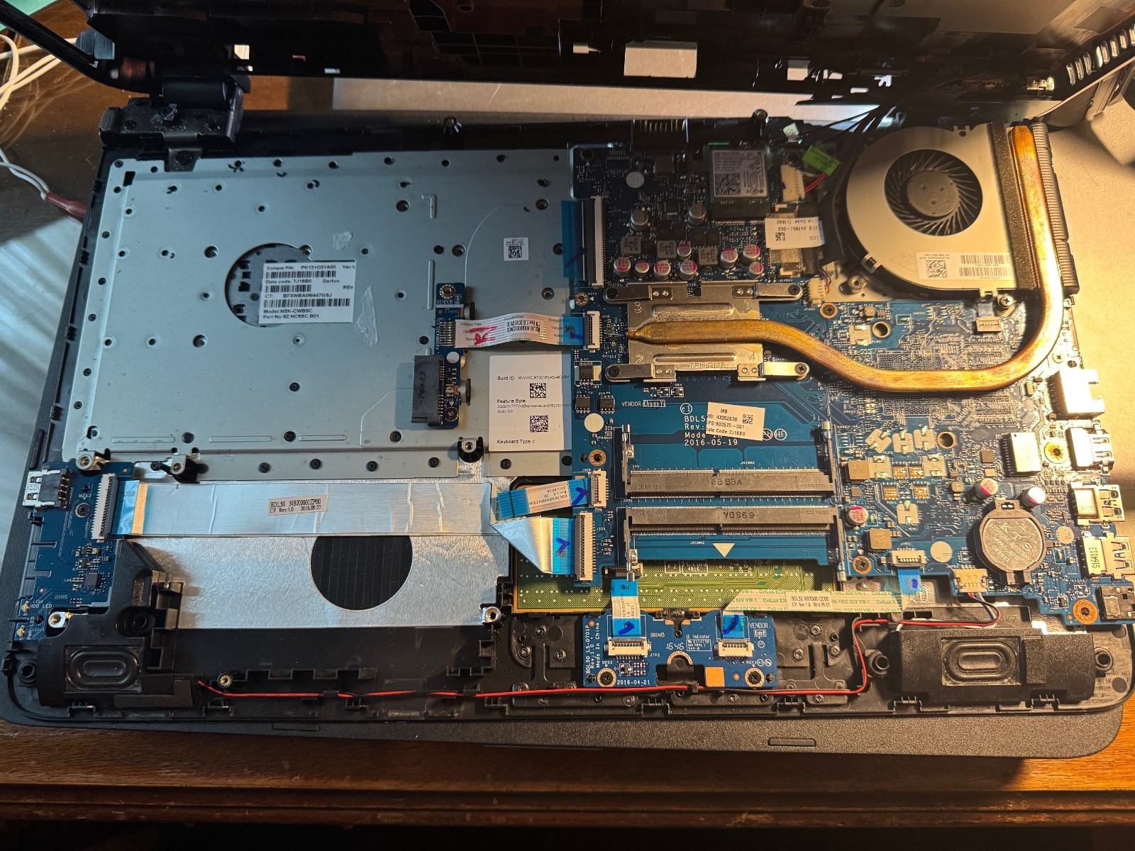 HP 15-BA010cy laptop – For parts – No CD, No Mem, No HD