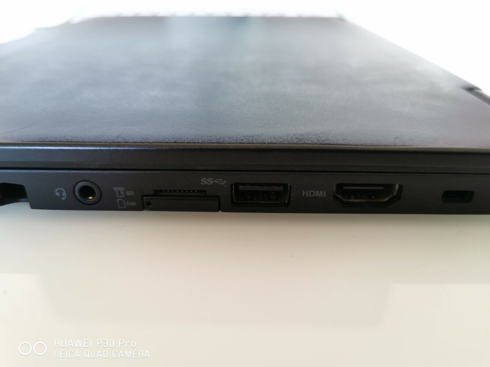 Utrabook Lenovo ThinkPad Yoga 260 i3-6100U 4GB 128GB 12″ TouchScreen IPS HD