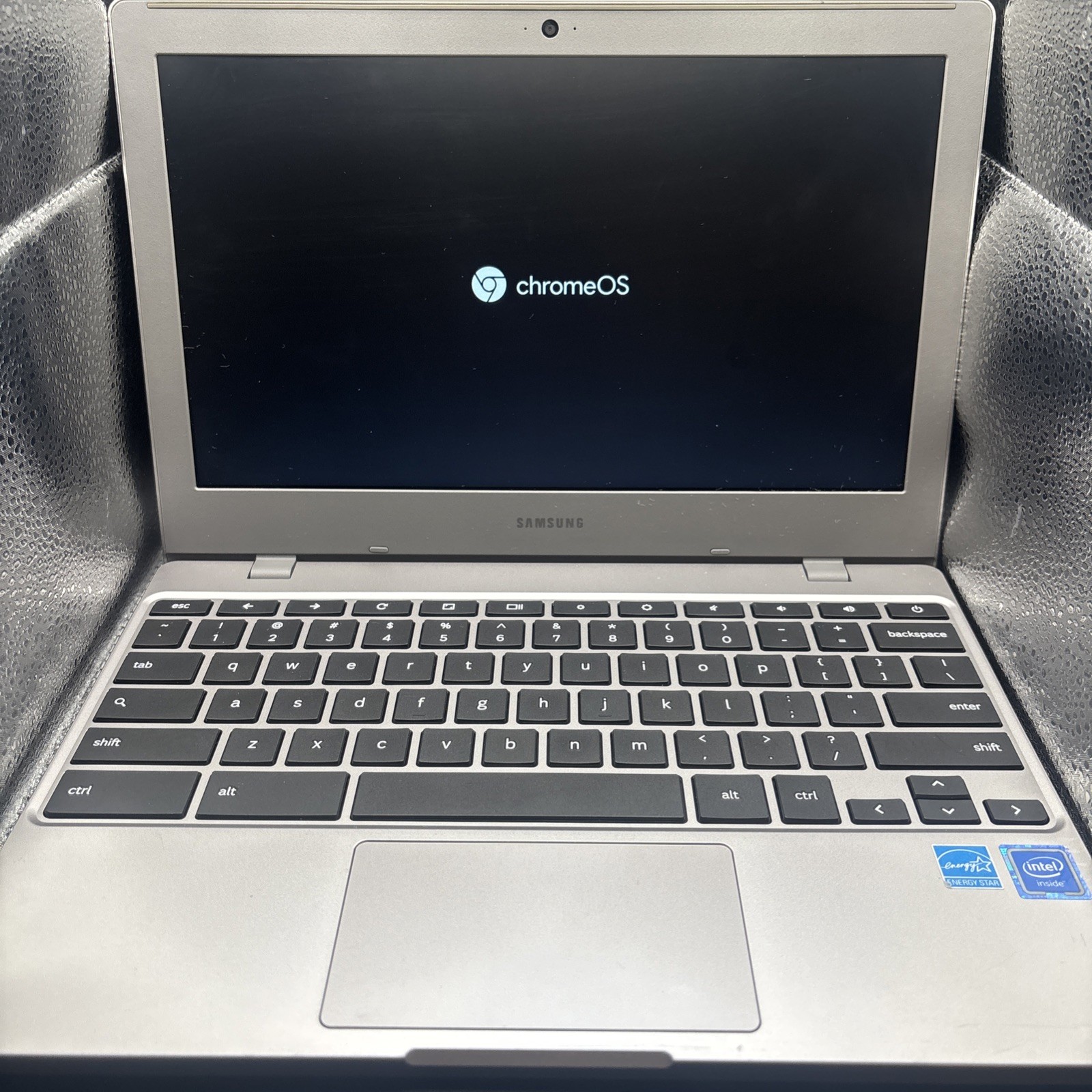 Samsung Chromebook 4 3 XE310XBA-KC1US 11.6″ Intel Celeron N4000 1.10 GHz – 4 GB