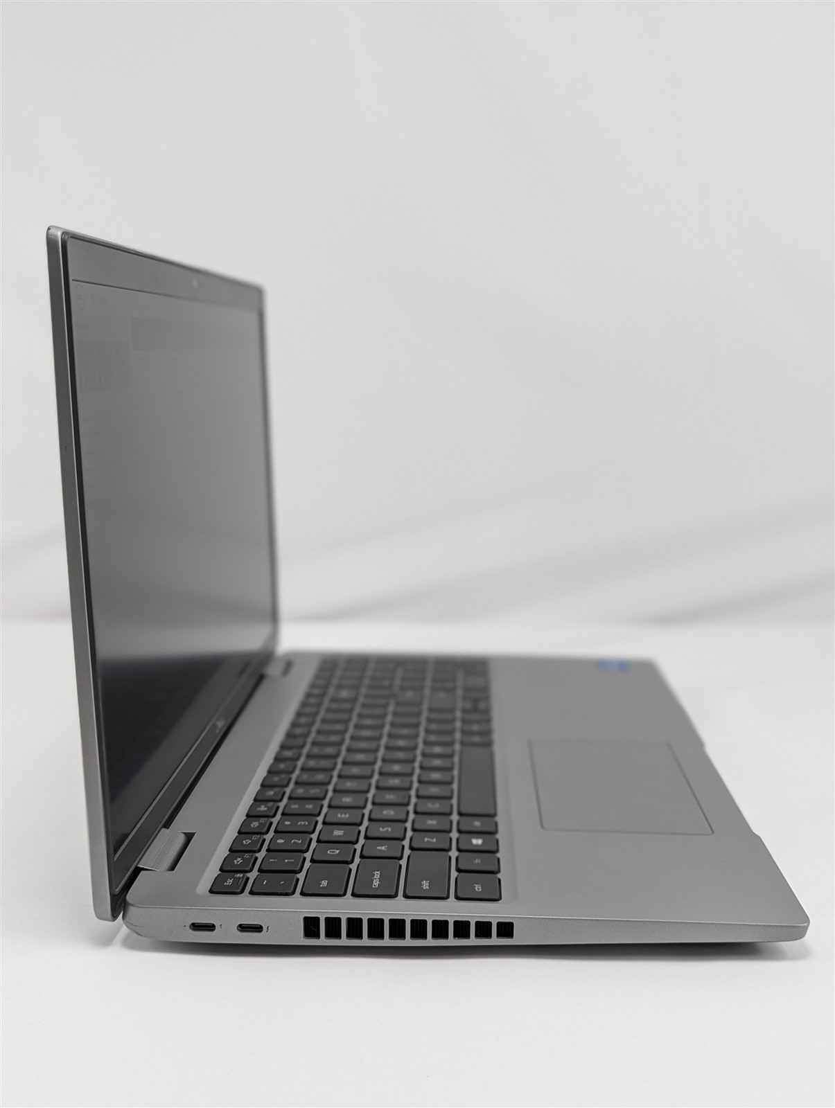 Dell Precision 3560 15.6” i7 1185G7 16GB 256GB SSD Quadro T500 Laptop