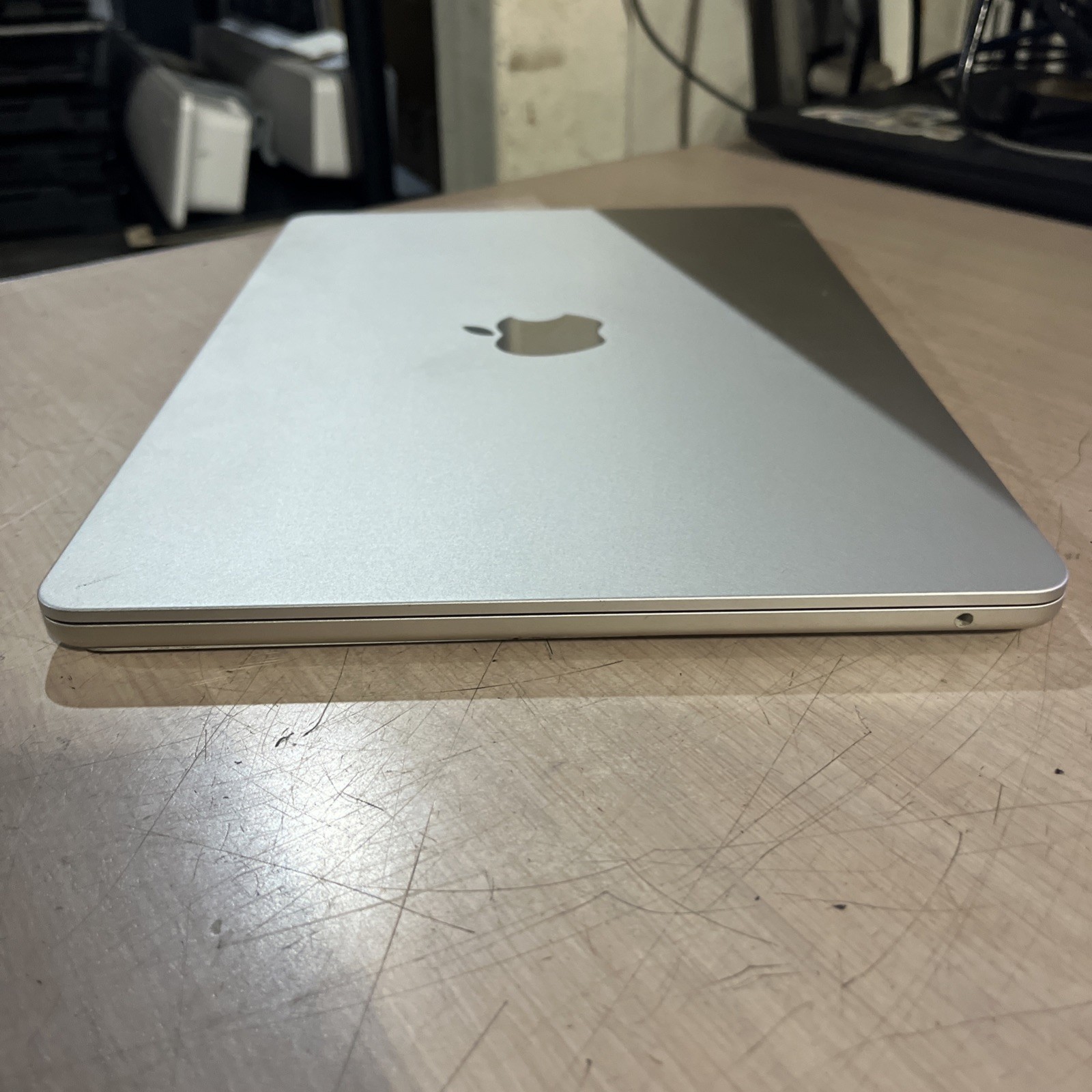 APPLE MACBOOK AIR A2681 M2 8GB 256GB SSD