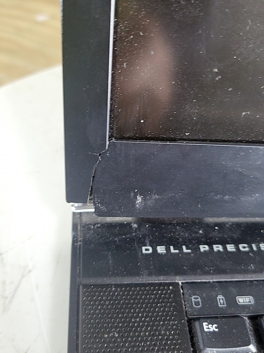 DELL PRECISION M4400 Laptop Intel CORE2 DUO P8400 4GB SEE NOTES