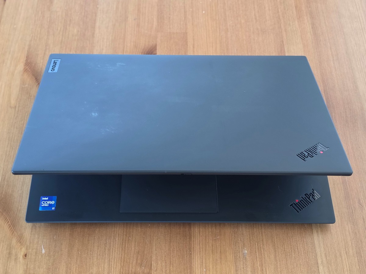Lenovo ThinkPad P1 Gen 4 i7-11850H 16GB 16″ 2560×1600 NVIDIA RTX 3080 1TB SSD