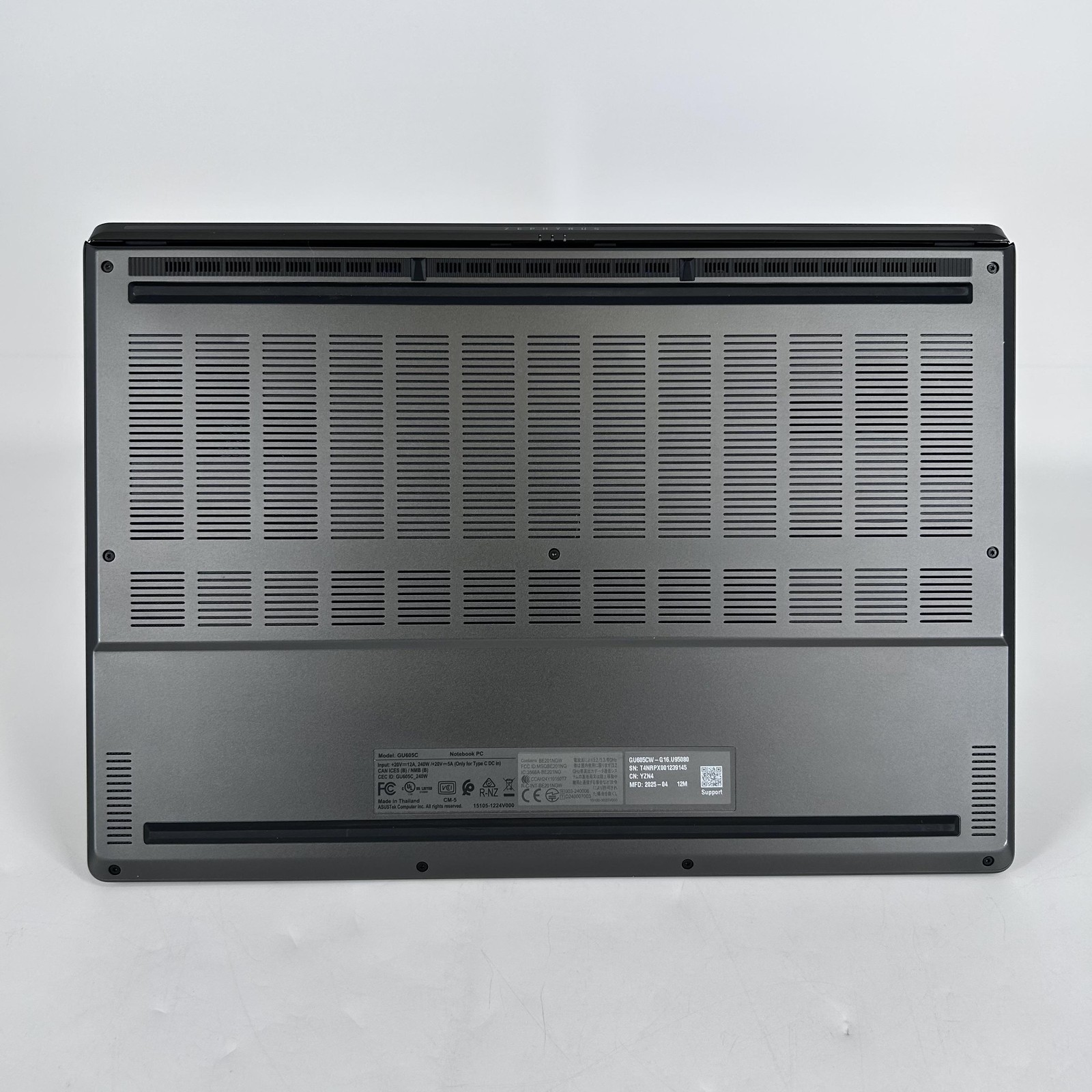 Asus ROG Zephyrus G16 GU605 16 240Hz QHD+ 2.9GHz Ultra 9 285H 32GB 2TB RTX 5080
