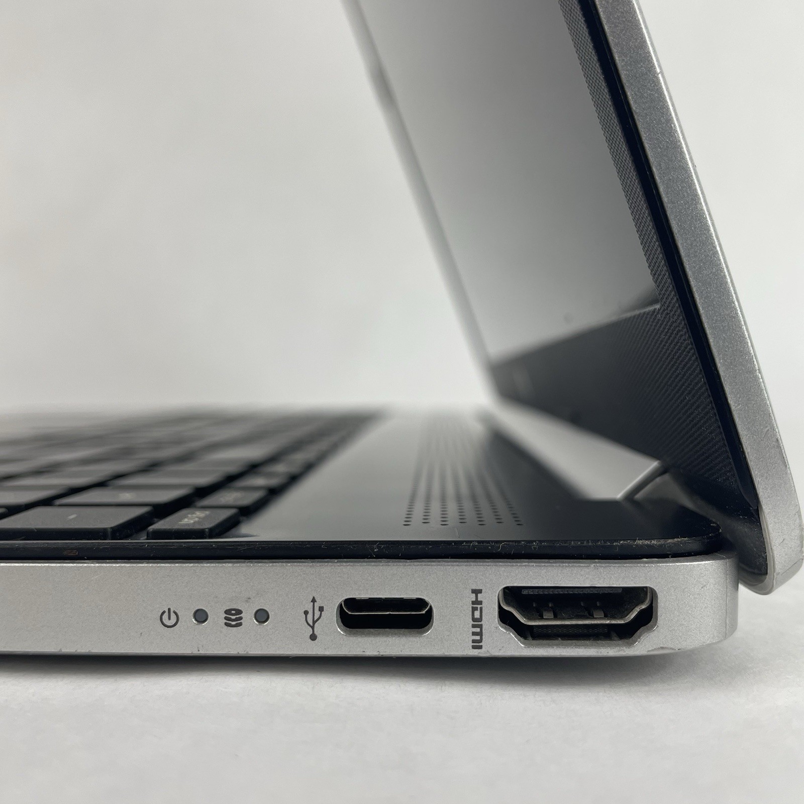 HP 15-dy1051WM 15.6″ i5-1035G1 1.00 GHz 8 GB RAM No SSD/OS/AC – Bad Bottom