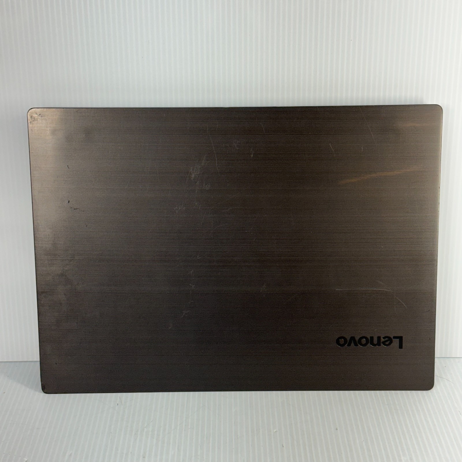 Lenovo V330-14ARR Ryzen 5 14″ Windows 11 Pro Laptop 128GB SSD 12GB *WEAR*