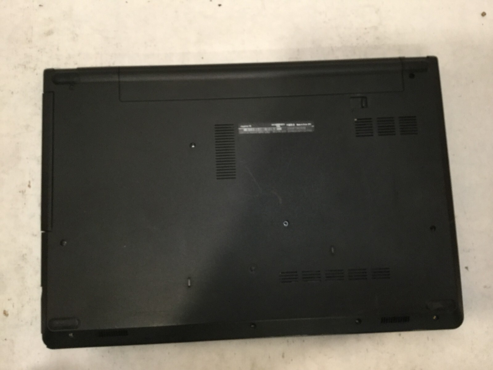 Dell Inspiron 15 3558 / Intel Core i3-5015U @ 2.10GHz / (MISSING PARTS!) -MR