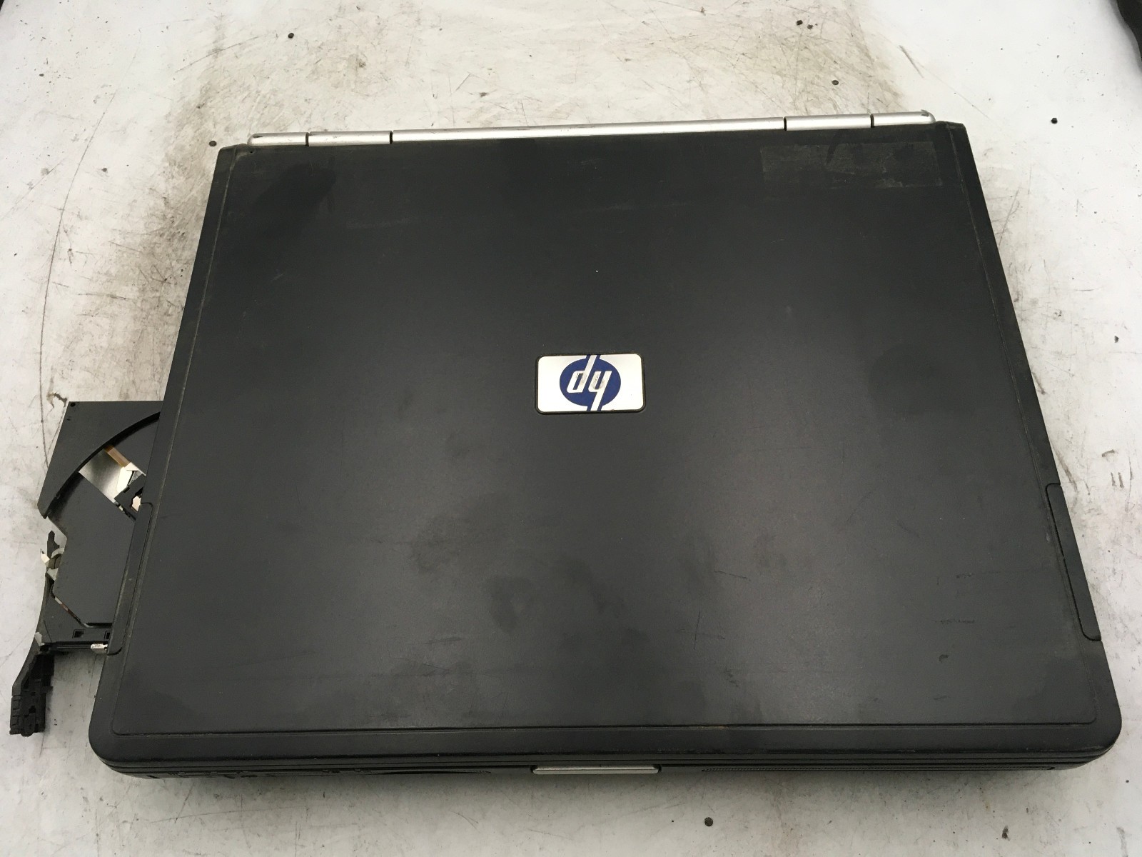 HP COMPAQ NC6000 – FOR PARTS/REPAIR – INTEL CENTRINO – NO RAM – READ DESC – BB