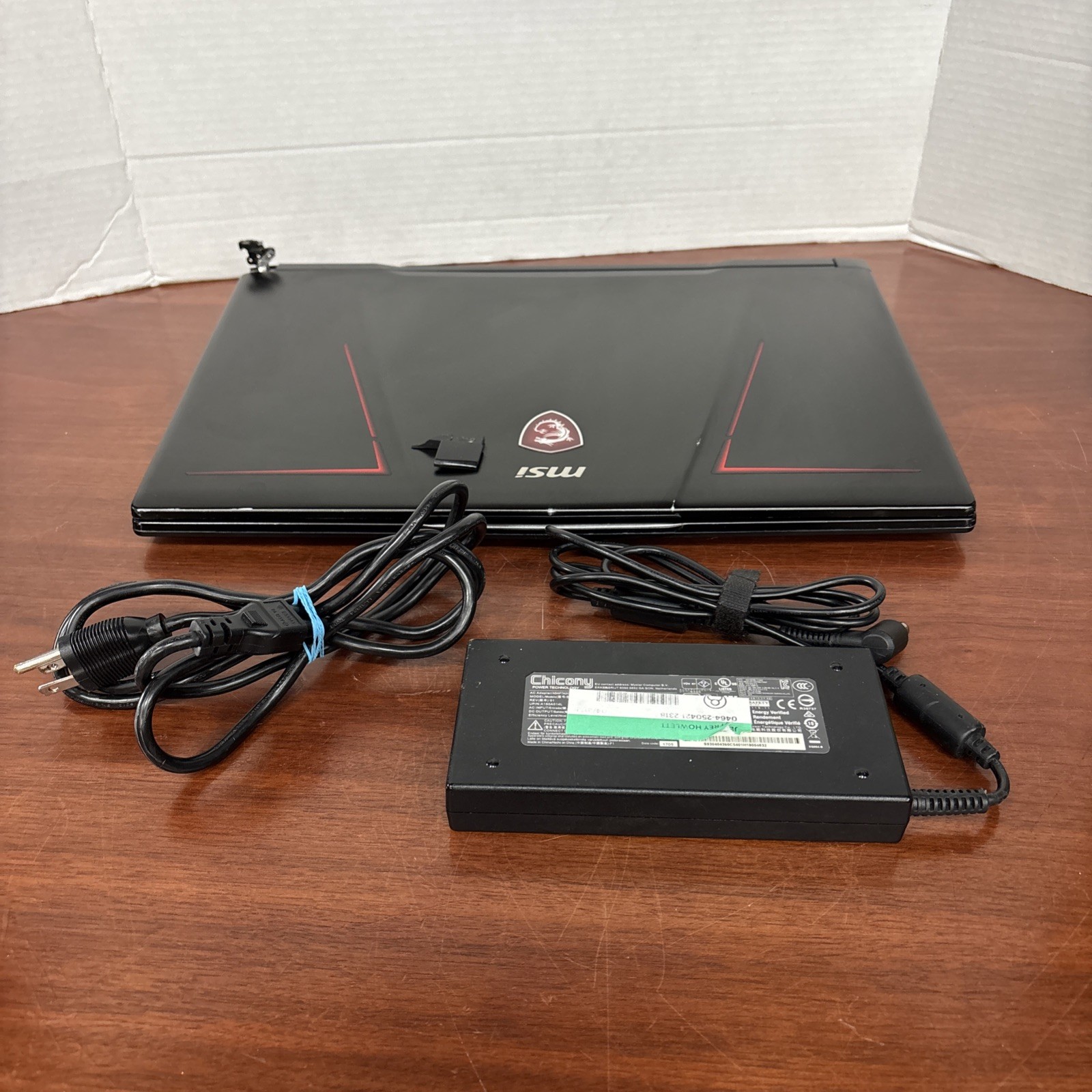 MSI GE73 7RD Raider Gaming Laptop 17.3″ Intel Core i7 7th Gen. ***Parts