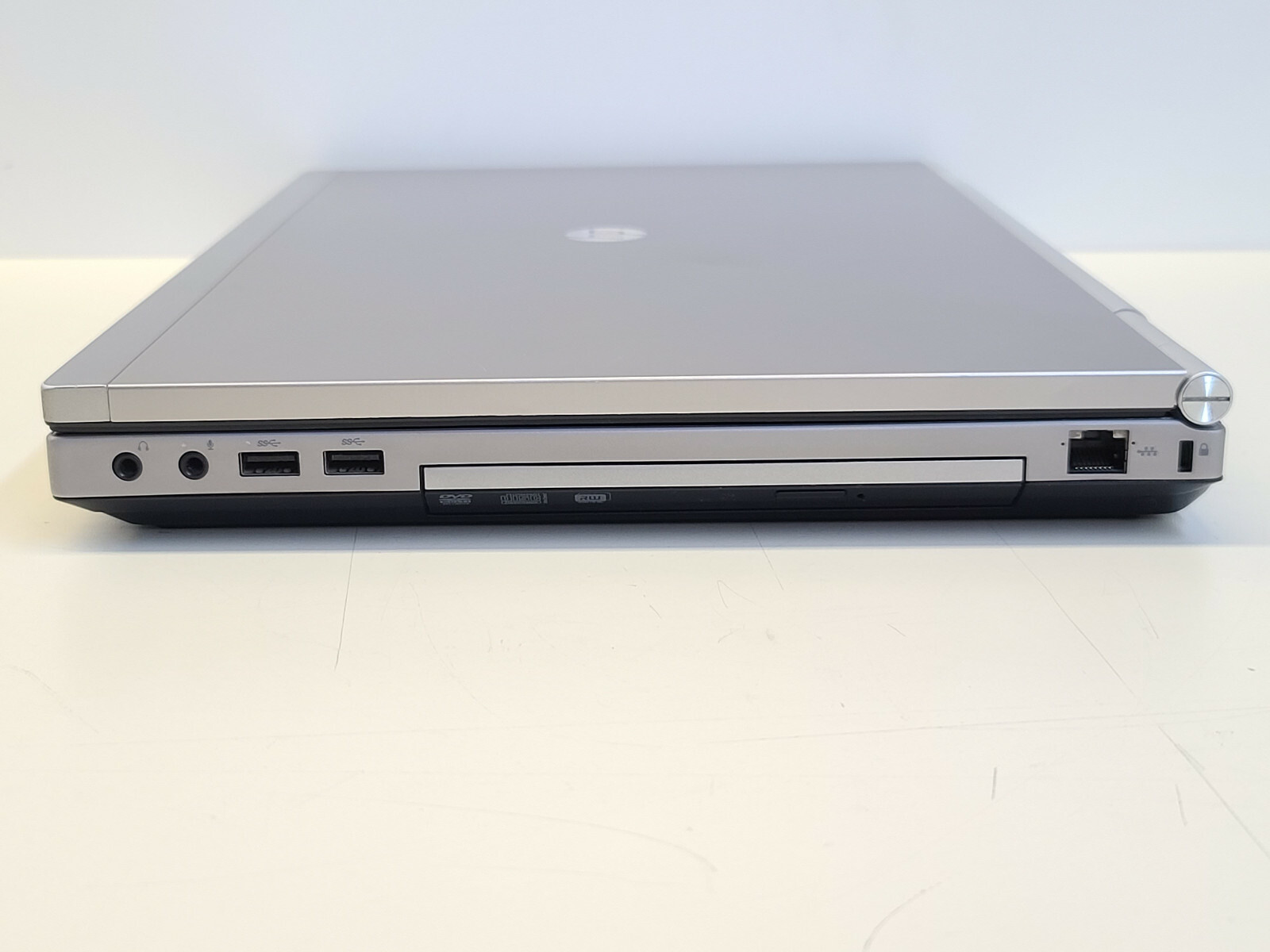 HP EliteBook 8570p 15.6in B8V38UT i5-3210M + 4GB + 750GB + Windows 7 Pro *READ*
