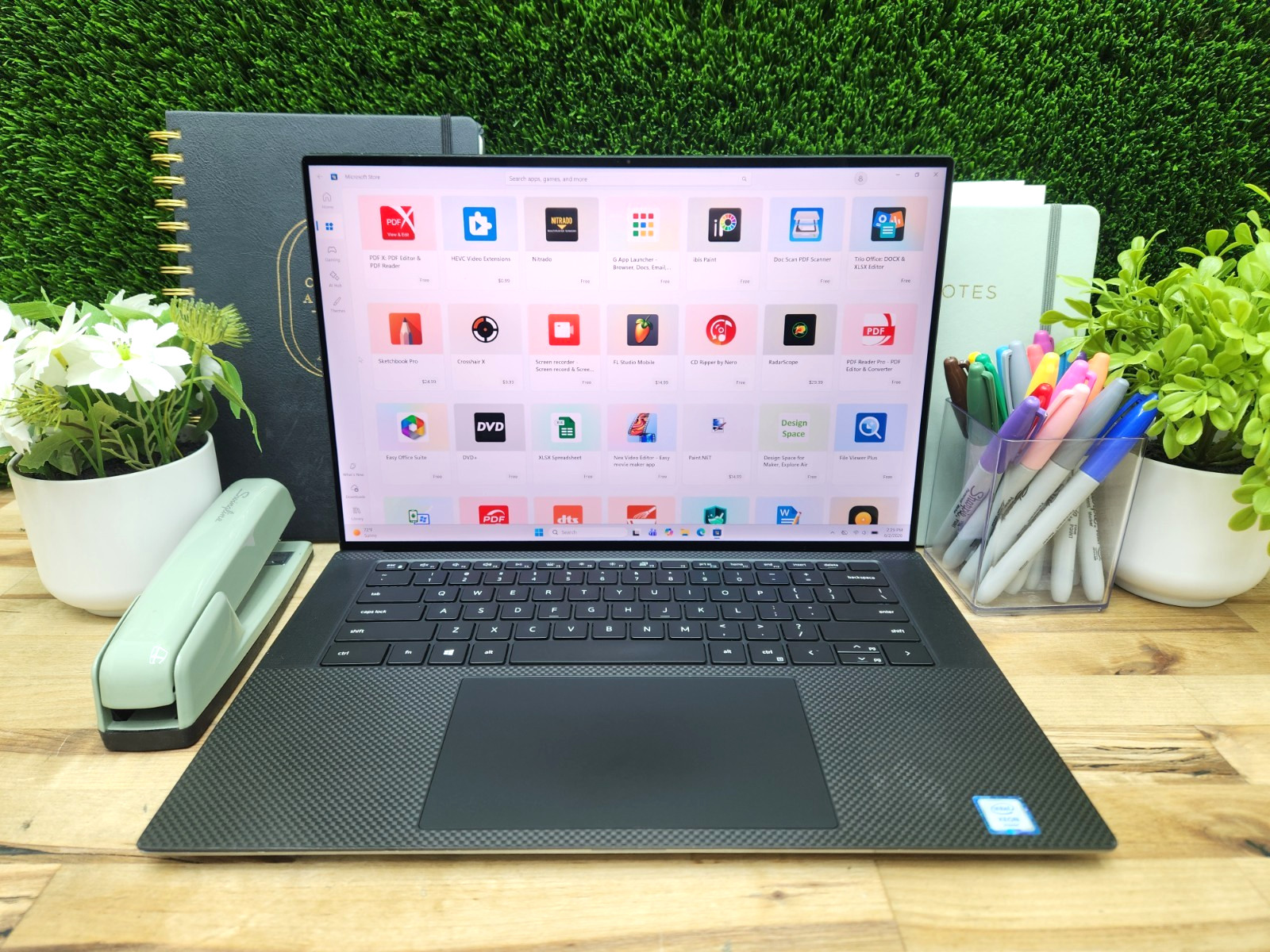 Dell Precision 5550 15.6 4K Touchscreen W-10855M 32GB RAM Quadro T2000 Win 11 ~
