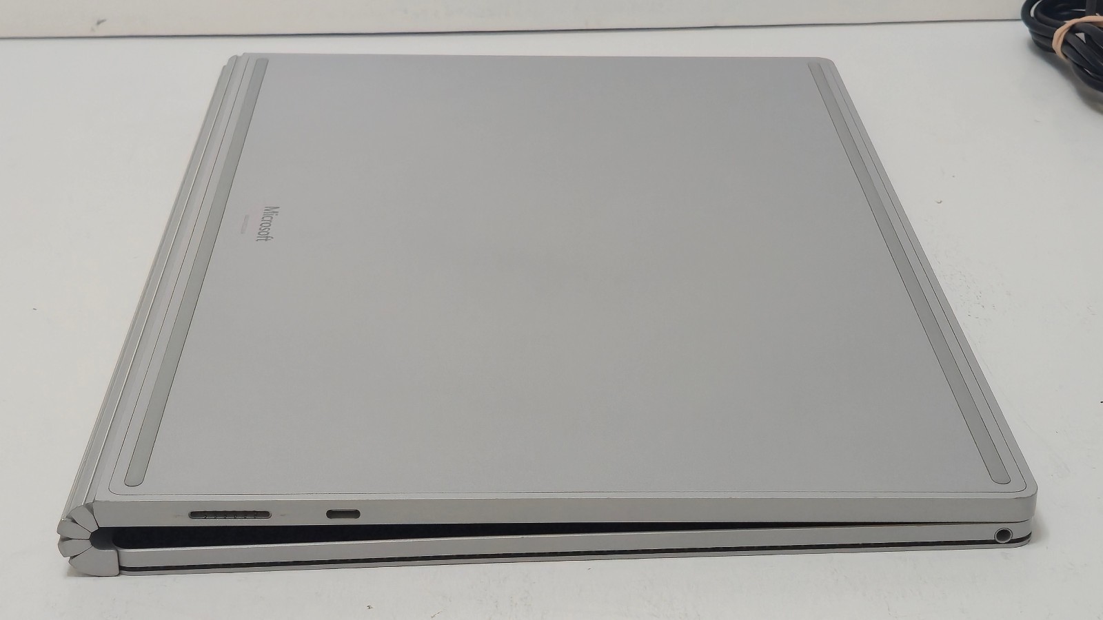 Surface Book 3 15″ (1899) i7-1065G7 32GB RAM 1TB SSD GTX 1660 GPU 6GB GDDR6