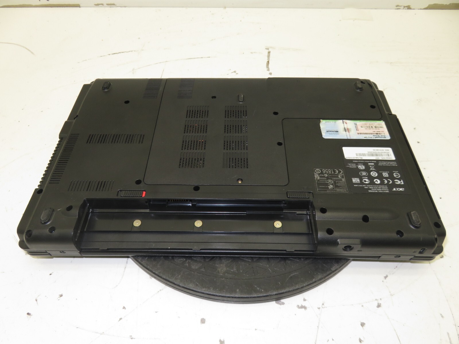 Acer Extensa 5635-6897 Laptop Intel Core 2 Duo T6570 3GB Ram No HDD or Battery