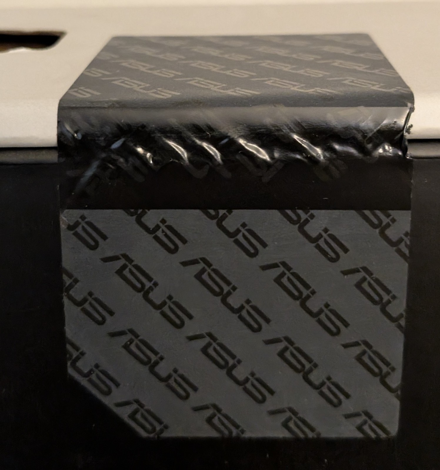 *SEALED* ASUS ROG Zephyrus G16 FHD 165Hz (Core i7-13620H, 16GB/512GB, RTX 4070)