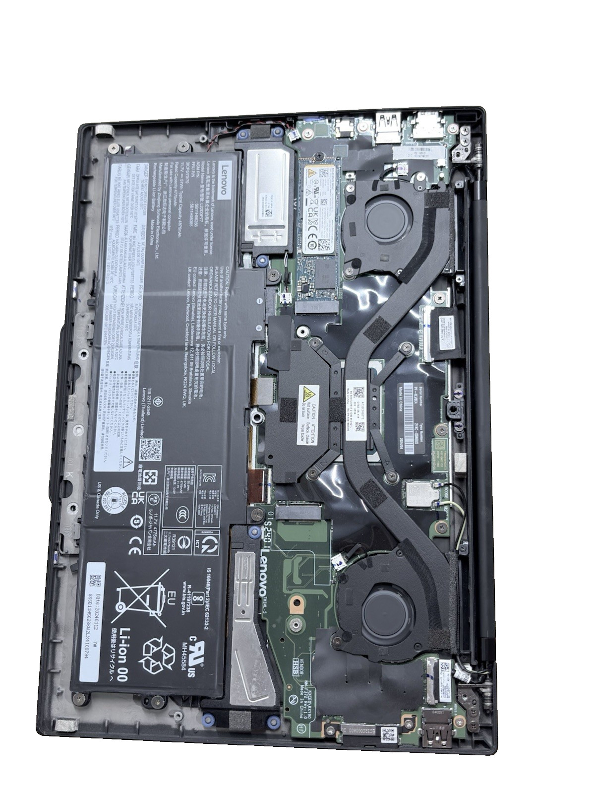 Lenovo Laptop ThinkPad X1 Carbon Gen 12 14″ Intel Core Ultra 7 155U 32gb 512gb
