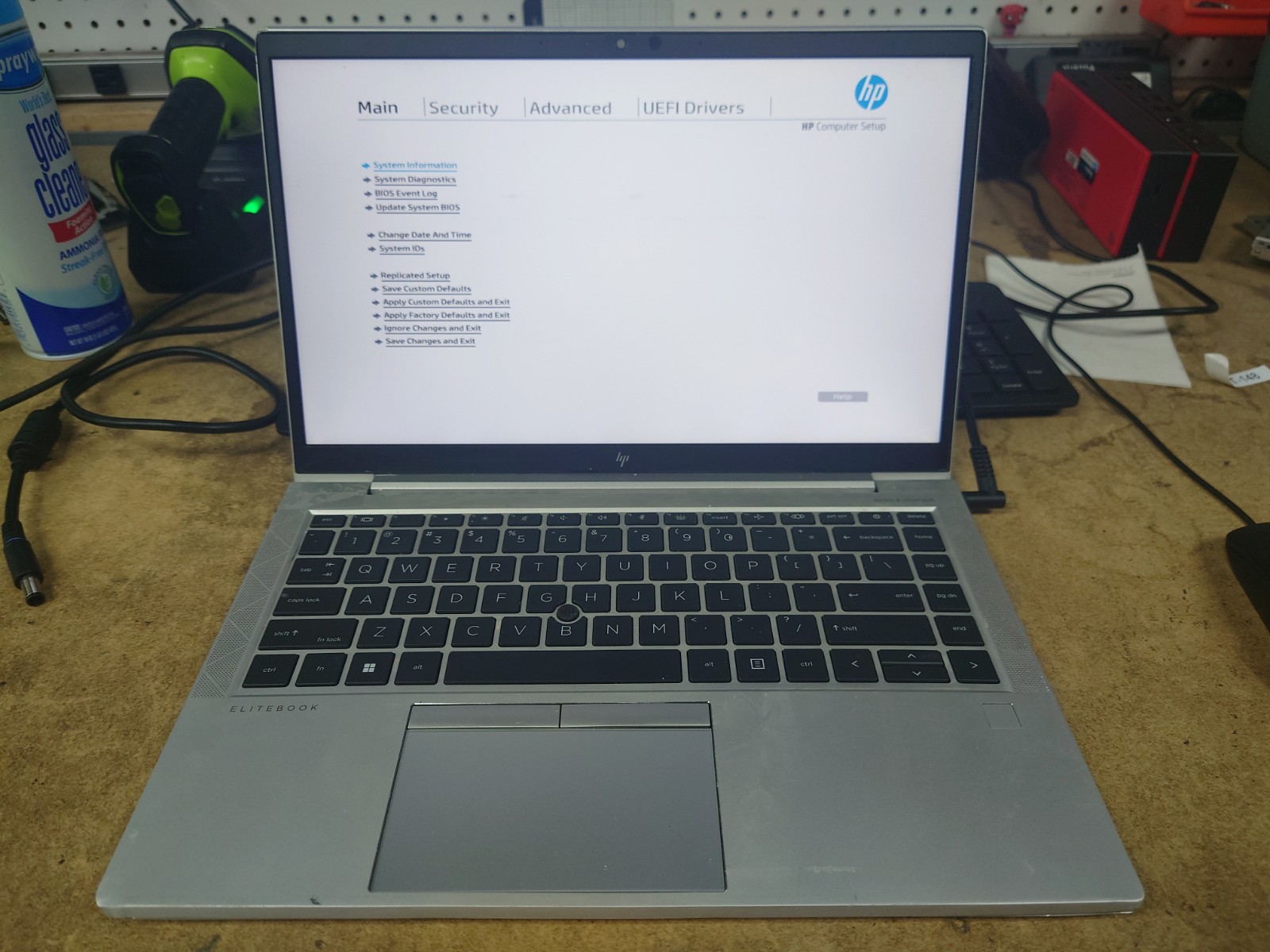 HP EliteBook 845 G8 14″ WUXGA Touch Ryzen 5 5650U 16GB RAM 256GB SSD No OS
