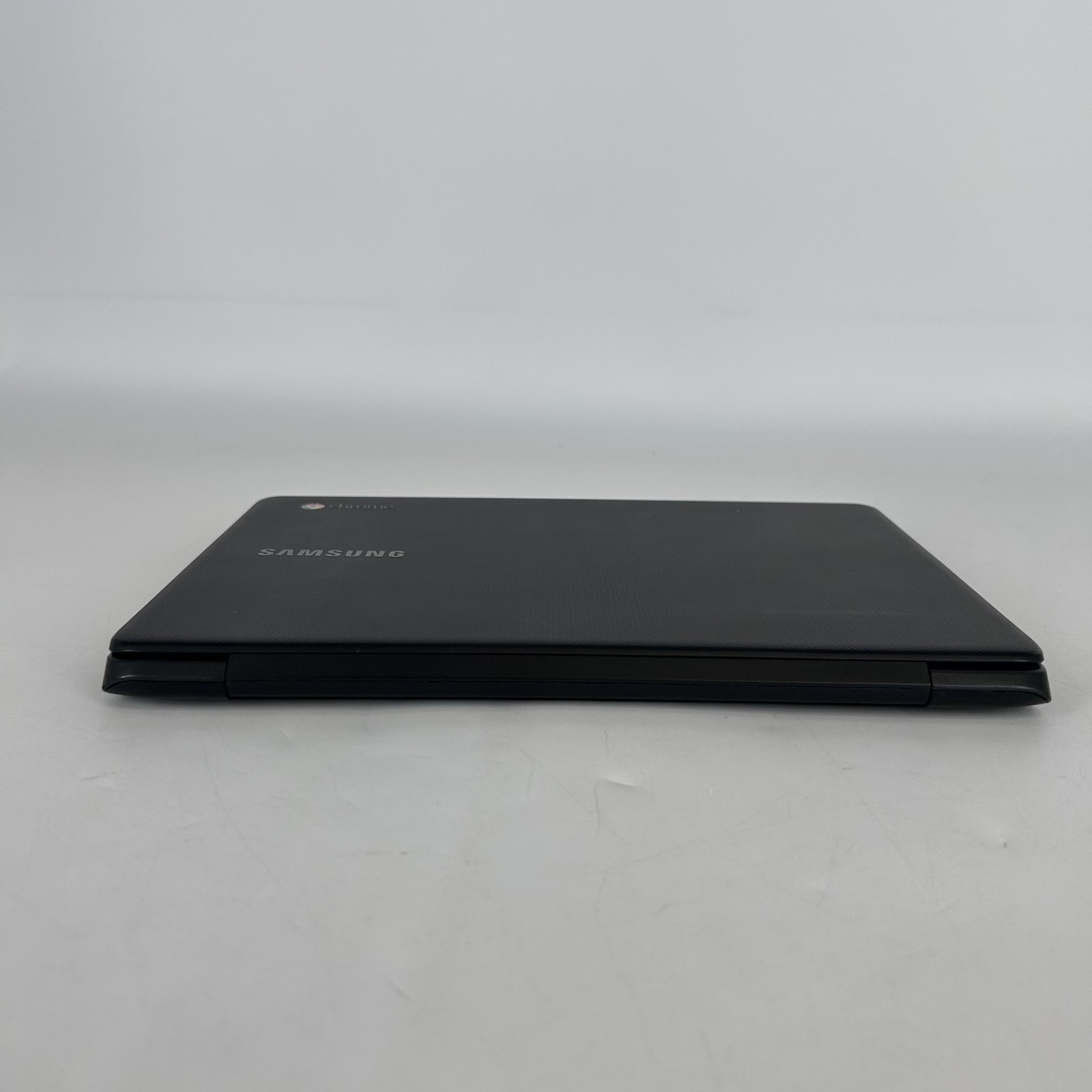 Samsung Chromebook 3 XE500C13 11.6 1.6 GHz Celeron 4GB 16GB eMMC Good