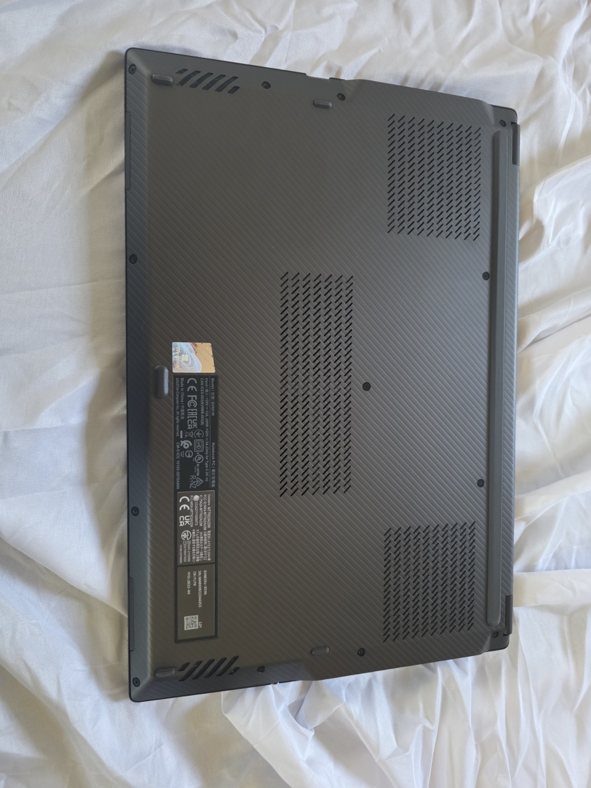 ASUS ROG Flow X16 (2022) GV601RW | Ryzen 9 6900HS | RTX 3070 Ti | 32GB RAM | 2TB