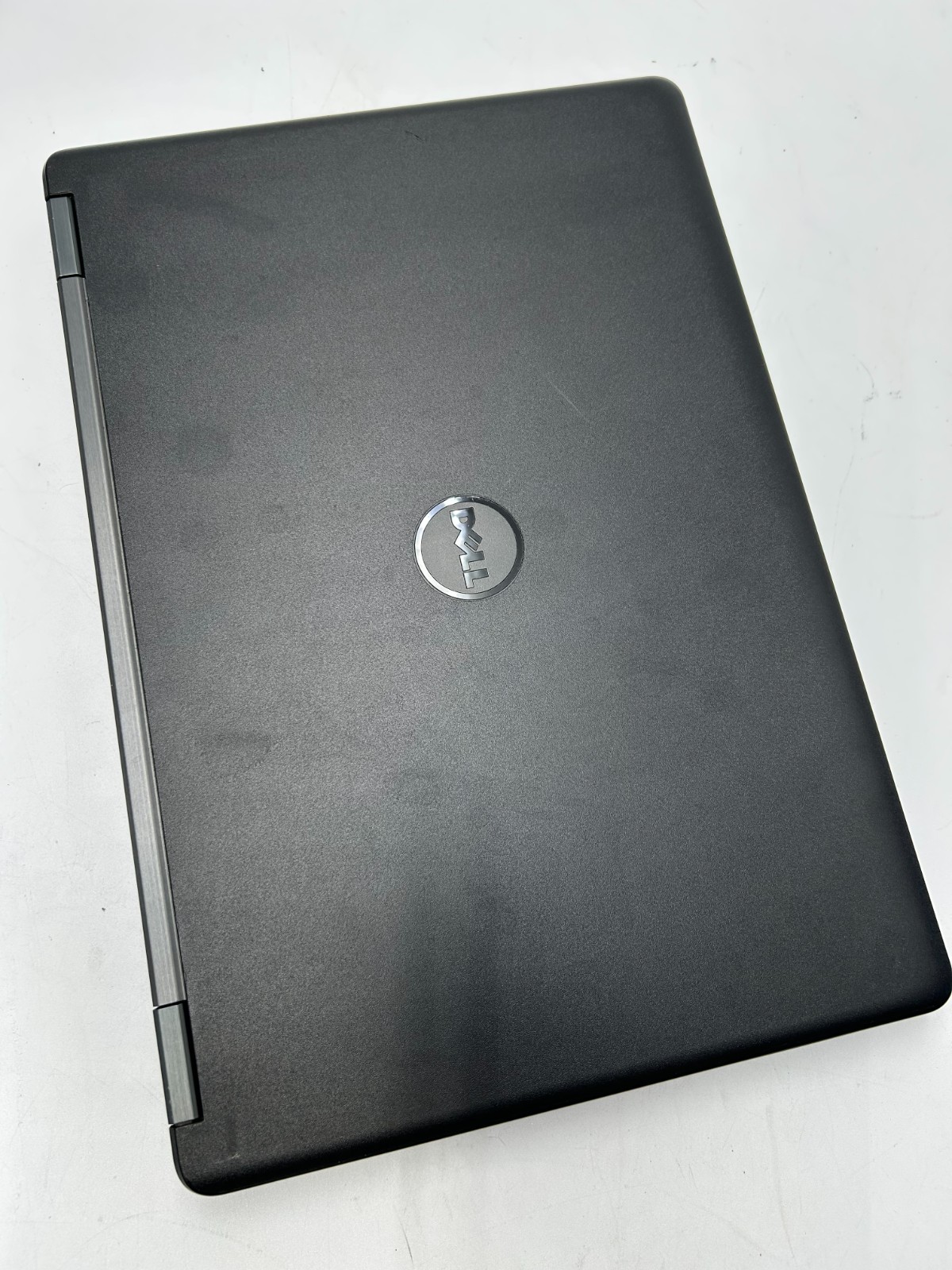 Dell latitude E5450|i5-5300u 2.3ghz|8gb RAM 256gb SSD|(L-11)