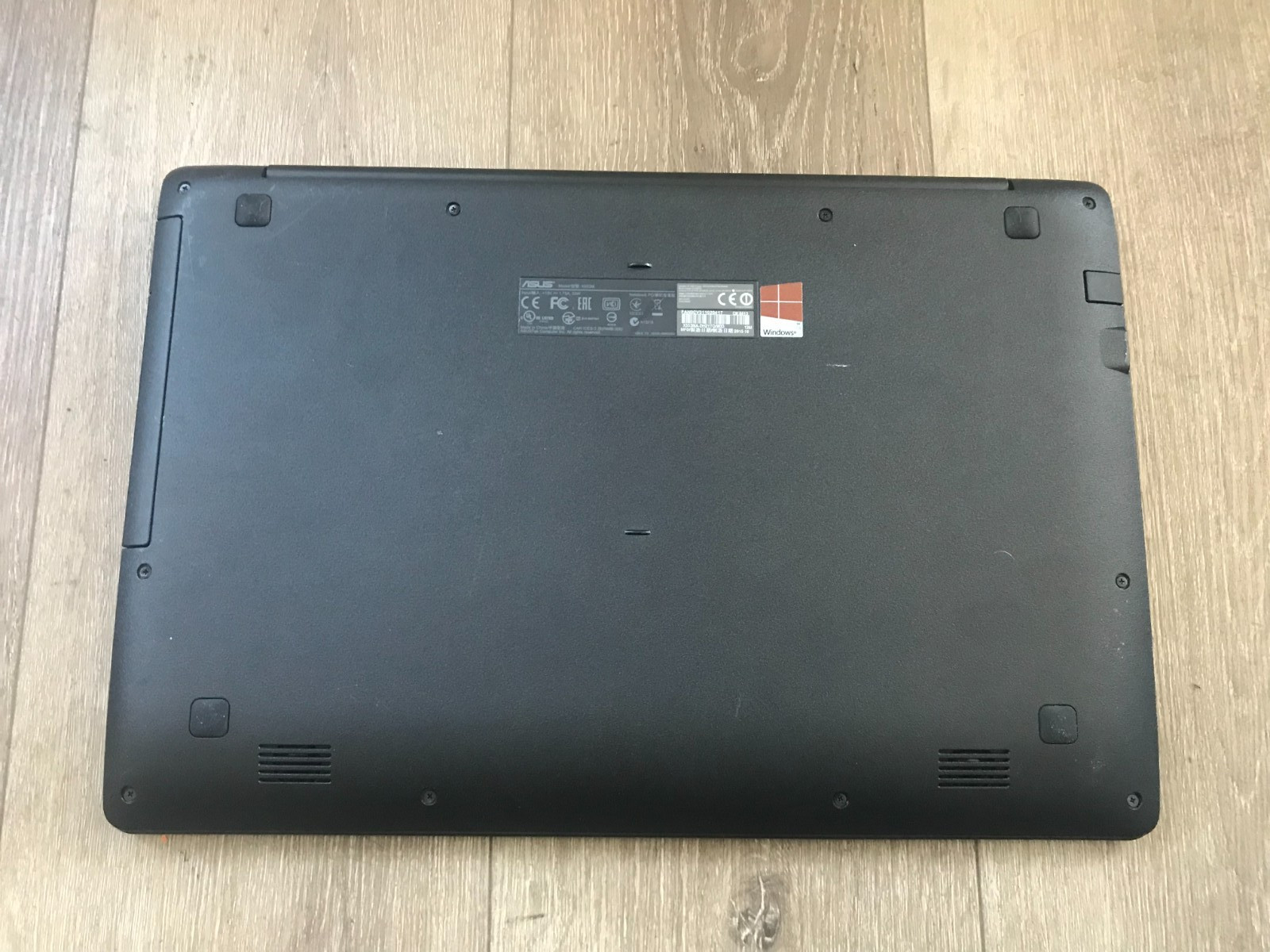 ASUS X553M 15.6″ TouchScreenI ntel Pentium N3540 2.16GHz 8GB RAM 1TB HDD Win 10
