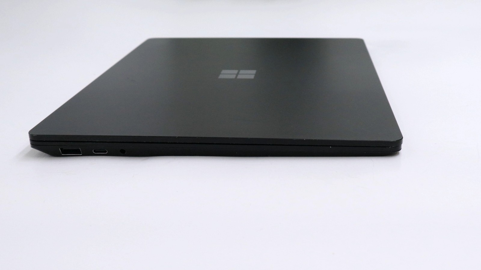 Microsoft Surface Laptop 4 13″ i7-1185g7 16GB 512GB – Very Good