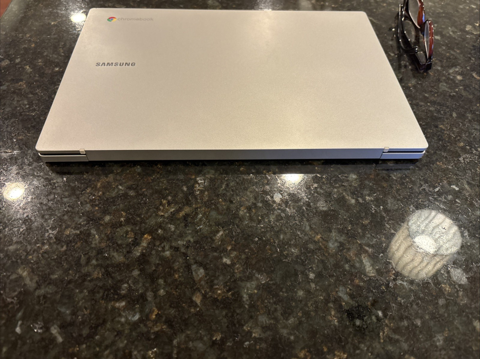 Samsung Galaxy Chromebook XE345XDA 14″ Celeron N4500 1.1GHz 4GB RAM 32GB