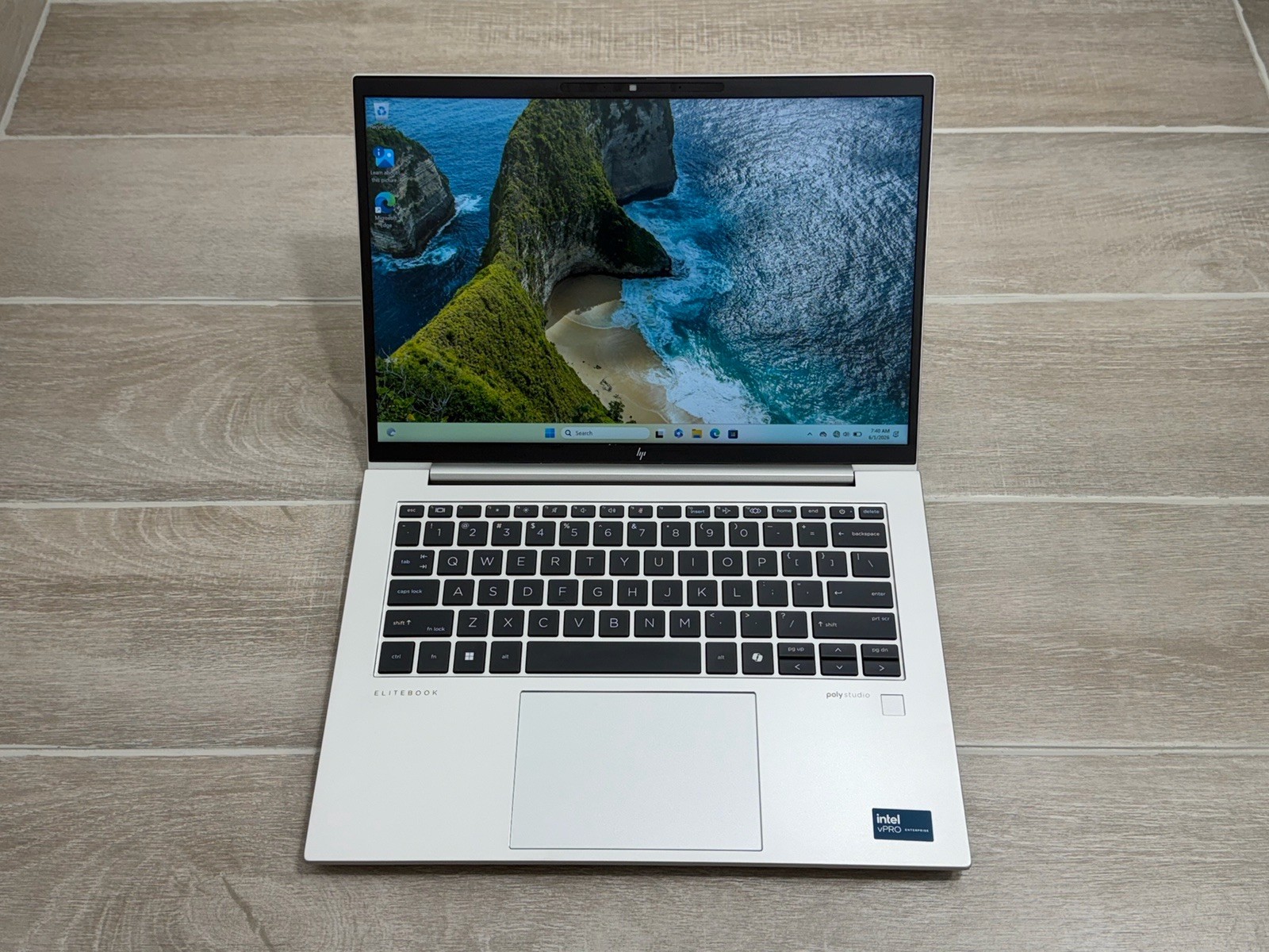 HP EliteBook 840 G11 14″ WUGA Core Ultra 7 165H 8GB RAM 256GB NVMe Win-11