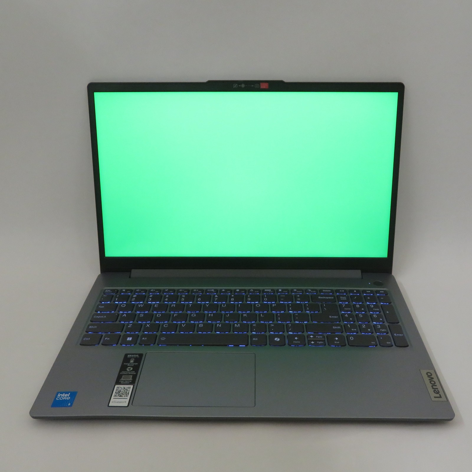 Lenovo IdeaPad Slim 3 15IRU9 CORE 5 120U 1.4GHz 8GB RAM 256GB Windows 11