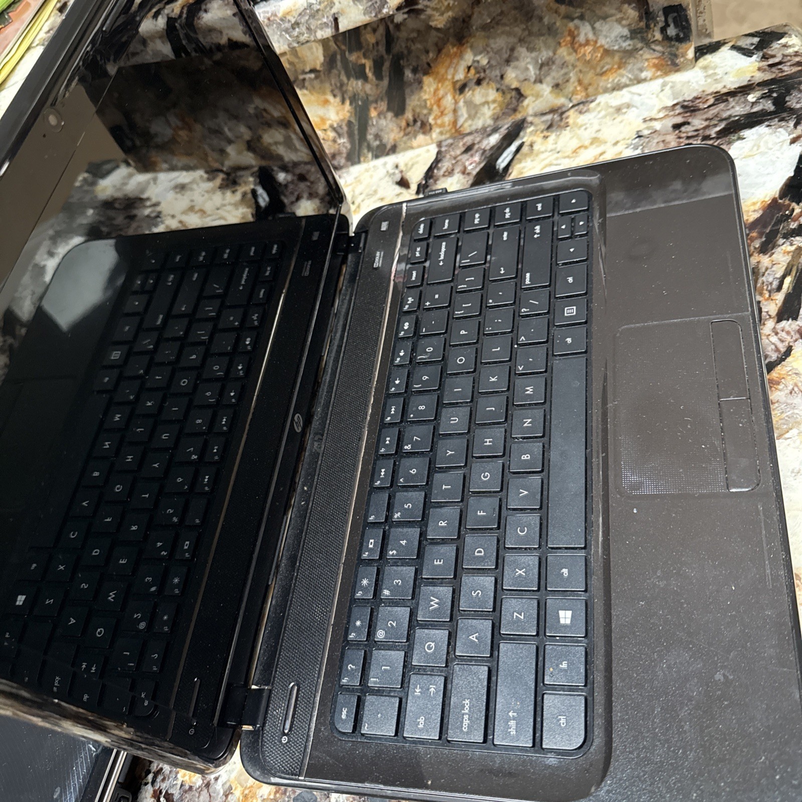 HP Pavilion G4-2235DX AMD A6-4400M 2700MHz 4 GB NO HDD