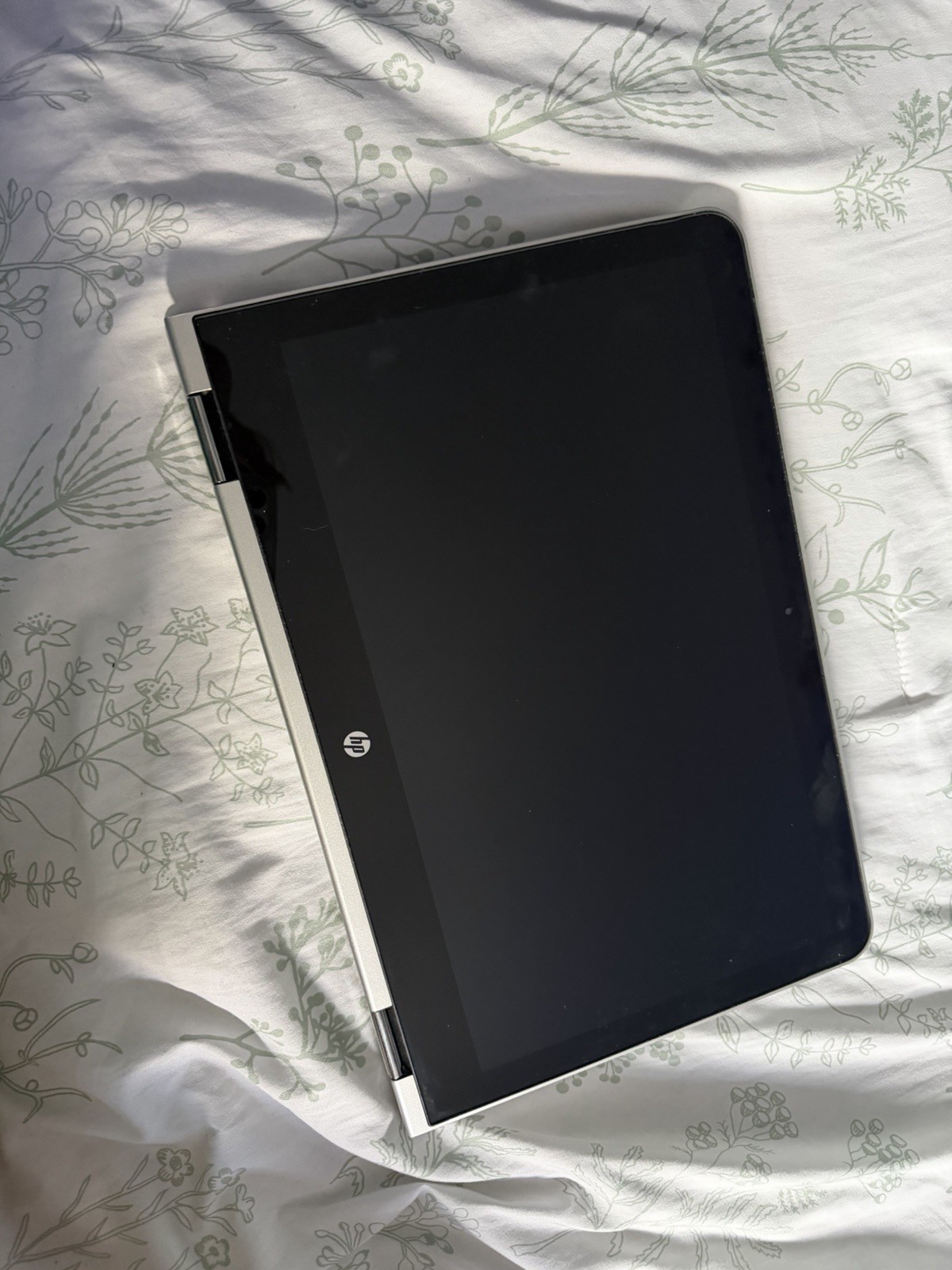 HP Pavilion x360 14in FHD Touch 2-in-1 i5 8th Gen 8GB 256GB SSD W10 Silver