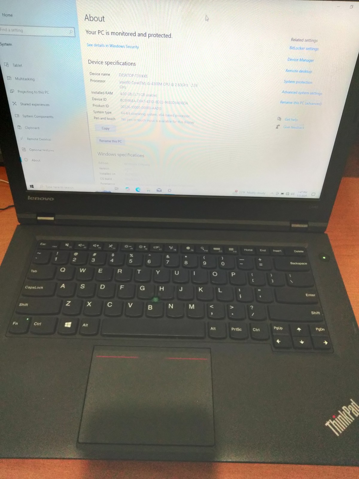 Lenovo Thinkpad L440 laptop 4g ram 128 SSD i5-4300m Windows 10 Home