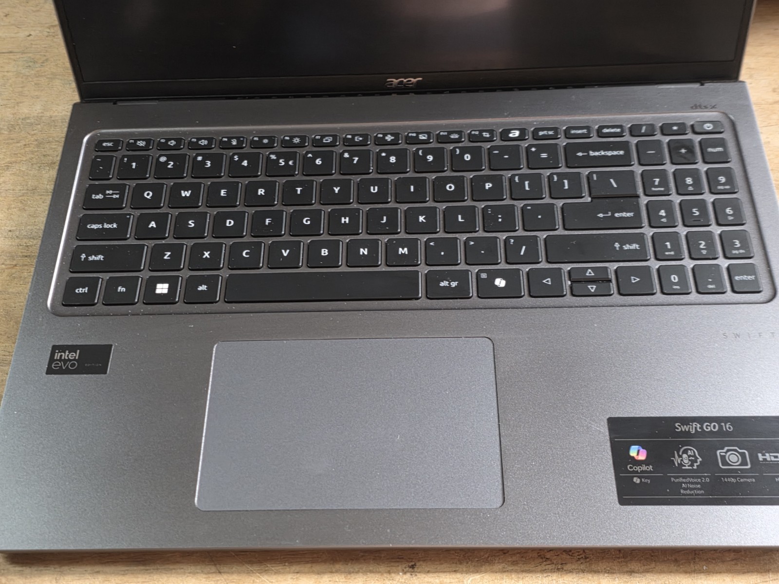 Acer Swift Go 16″ Laptop 2560×1440 Intel Core Ultra 7 16GB 1TB SSD Power