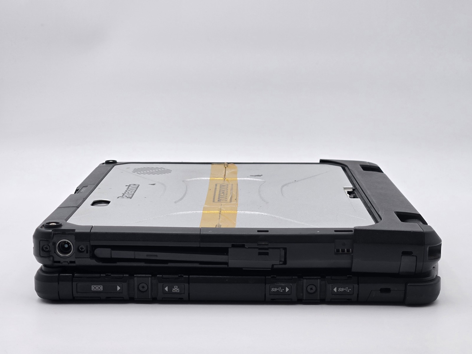 PANASONIC Toughbook CF-33 2-in-1 12″ Touch I5-7300U 16GB 4G Stylus *READ*