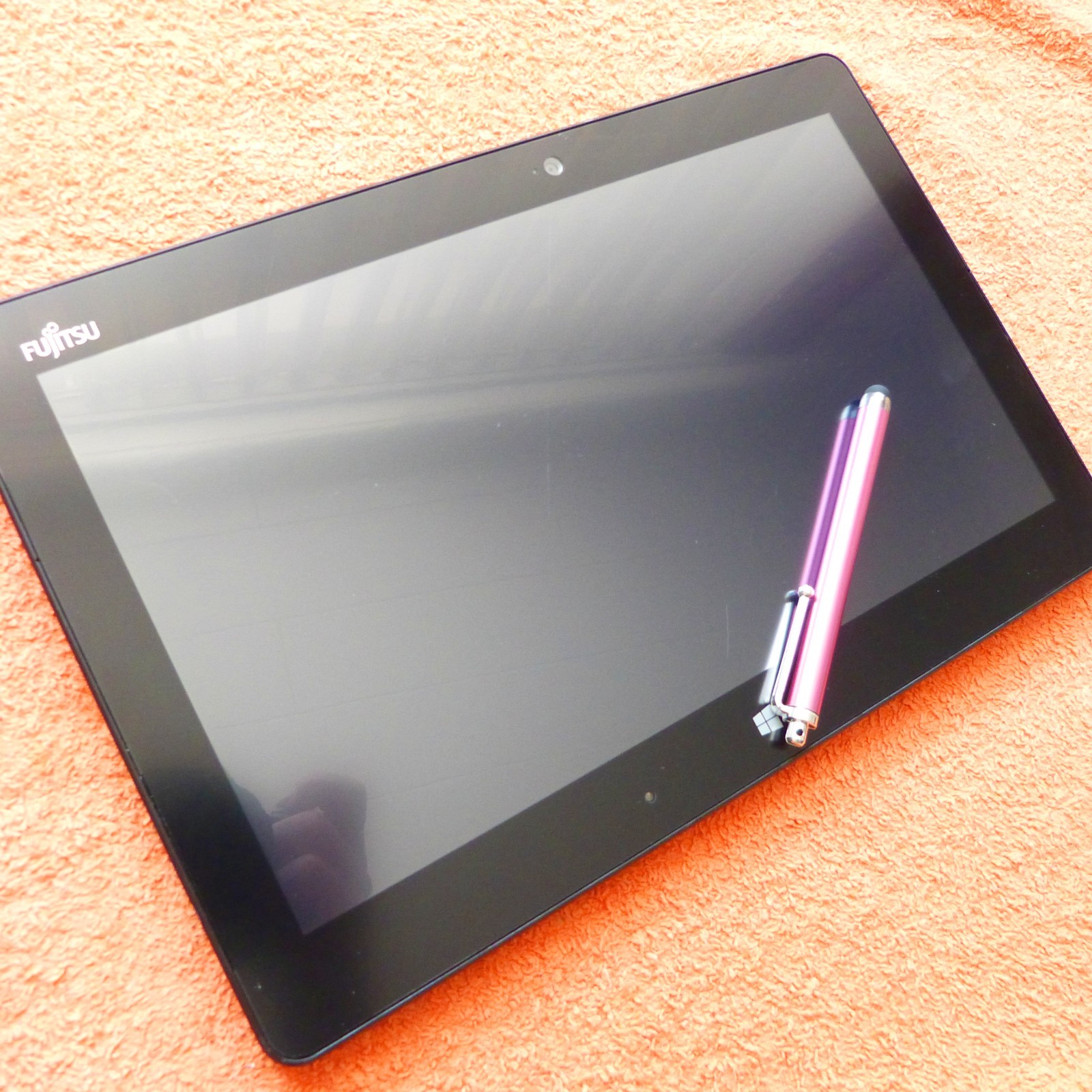 Fujitsu Q616 PRO Convertible Tablet PC 11″ TOUCH l Core M7 Windows 10 SSD