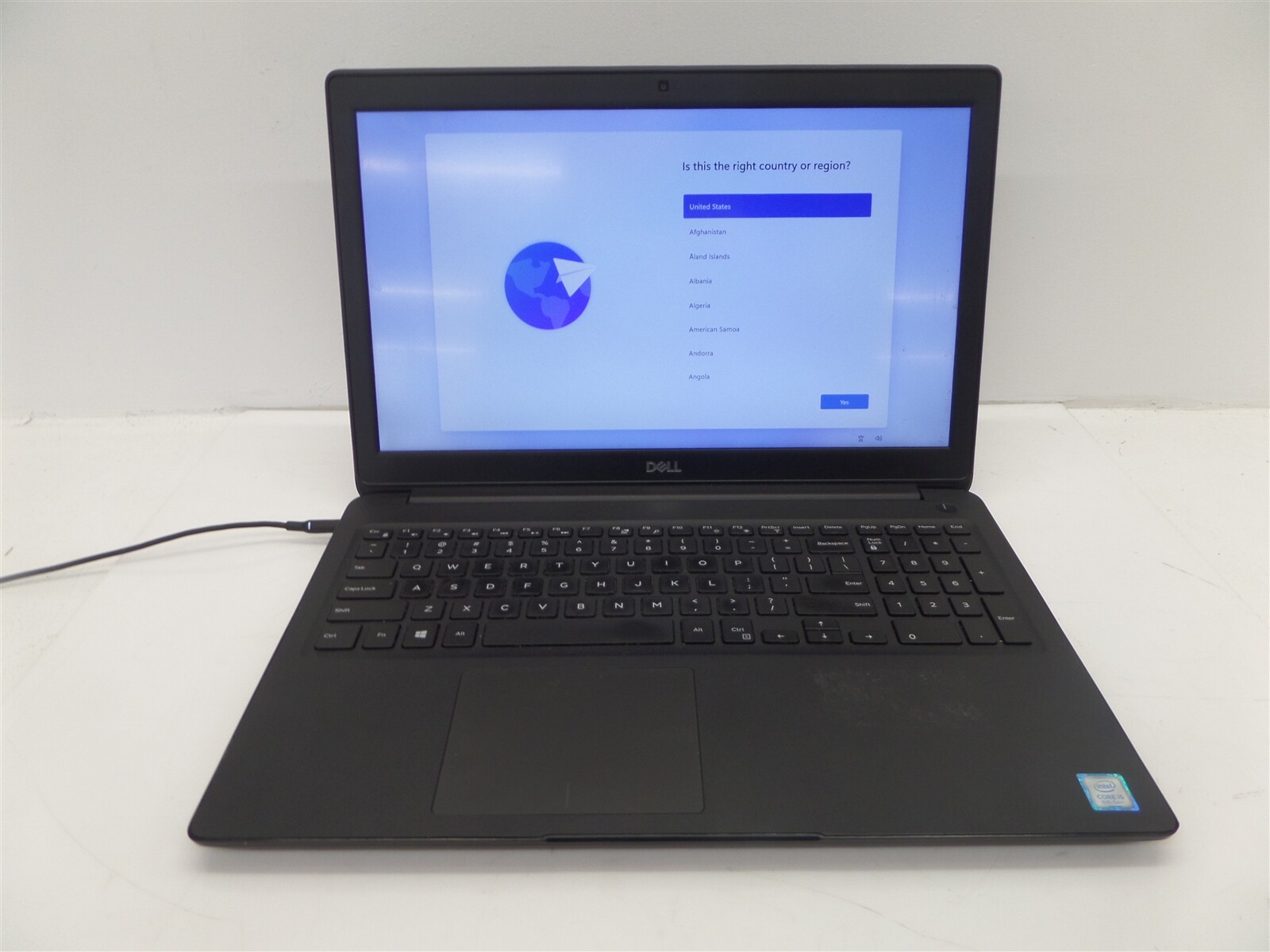 Dell Latitude 3500 15.6in Intel I5-8265U 1.60GHz 8GB RAM 256GB SSD Windows 11
