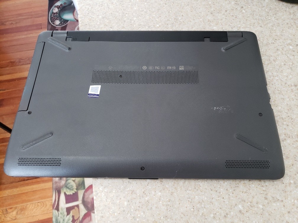 15.6″ HP 250 G6 INTEL CORE i5-7200U 500GB SSD 8GB RAM WIN 11 LAPTOP