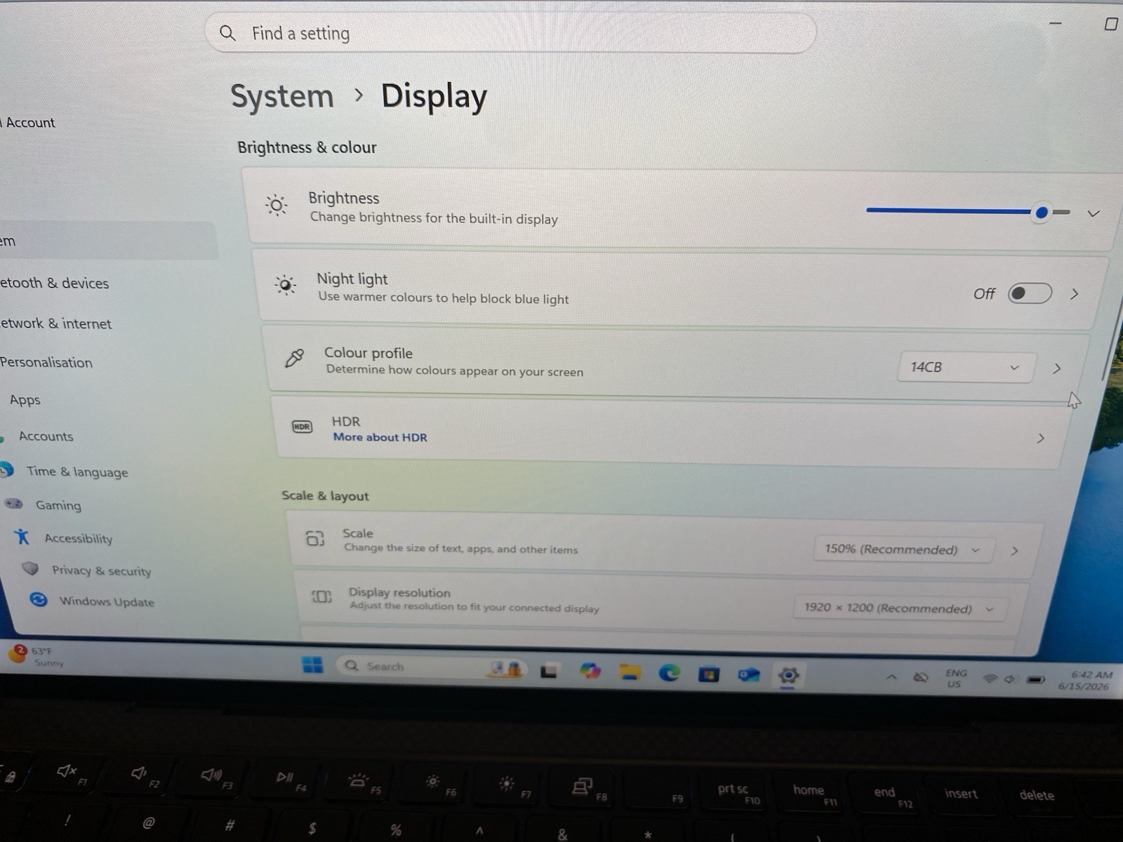 Dell XPS 13 9300 – 13.4 Inch —Touch – i7‑1065G7 – 16GB RAM – 512GB SSD – Silver