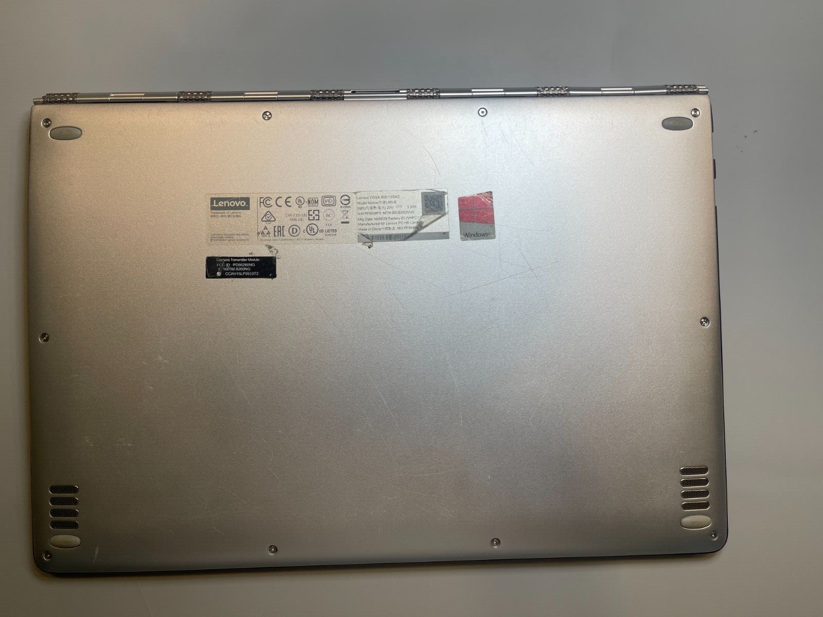 Lenovo Yoga 900-13ISK2 -i7- 6th Gen. NOT Working, Cracked Screen, NOT TURN ON