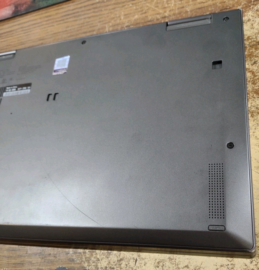 Lenovo ThinkPad X1 Yoga 4th Gen 14″ W/16GB, 256GB, i7-8665U, Touch, Stylus.