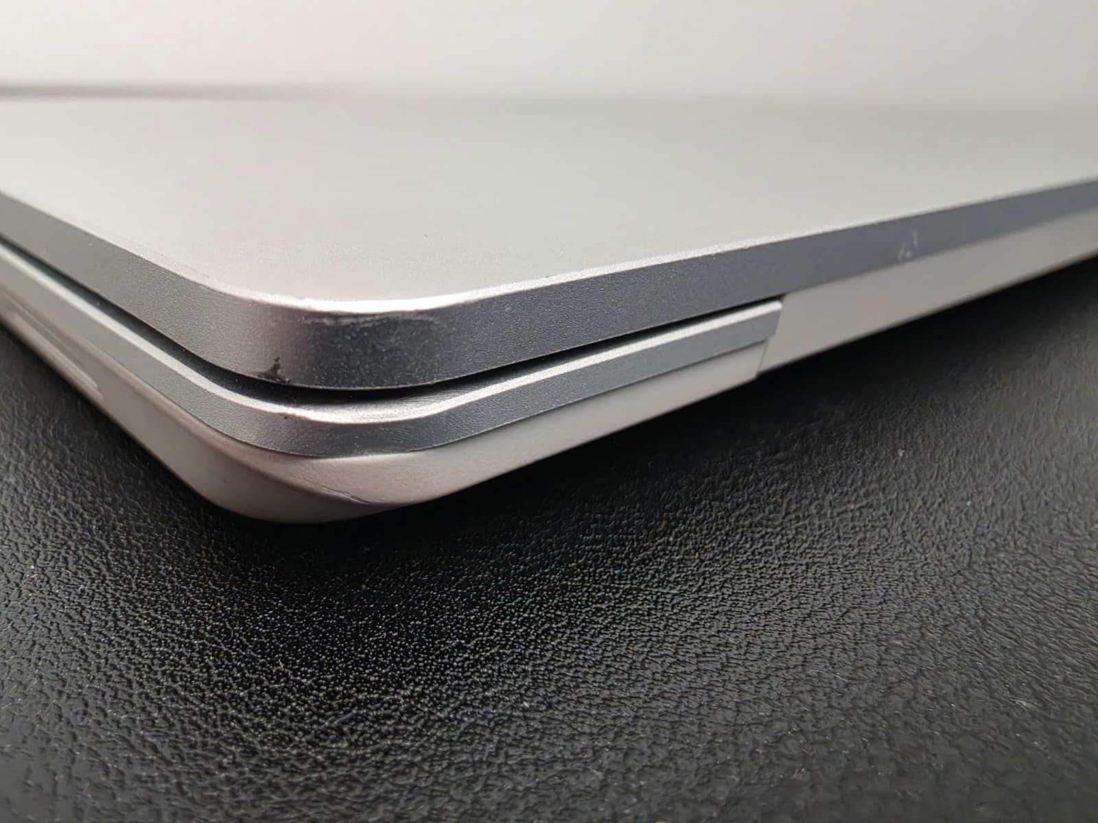 Microsoft Surface Laptop Go 2 – 12.4″ – i5-1135G7 16 GB Ram 256GB SSD Win 11